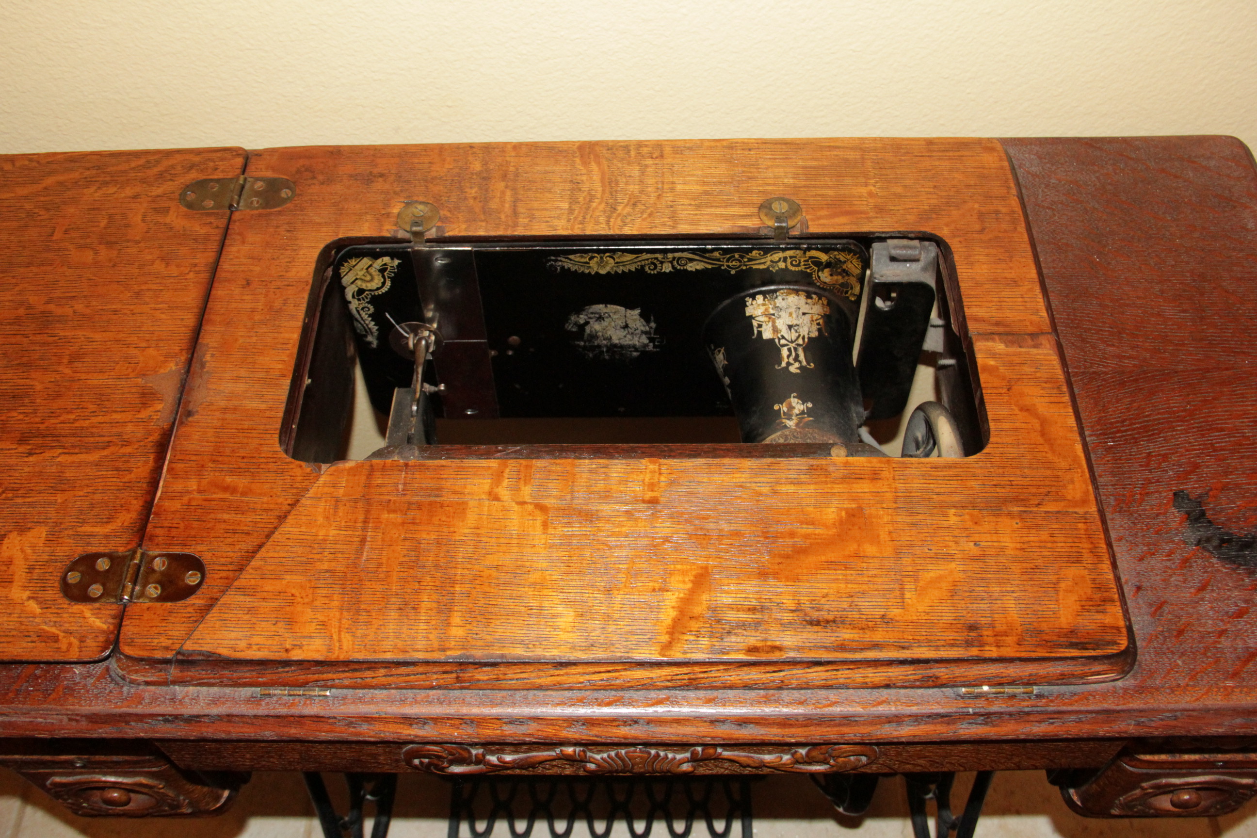 Antique Wooden Singer Sewing Machine and Table