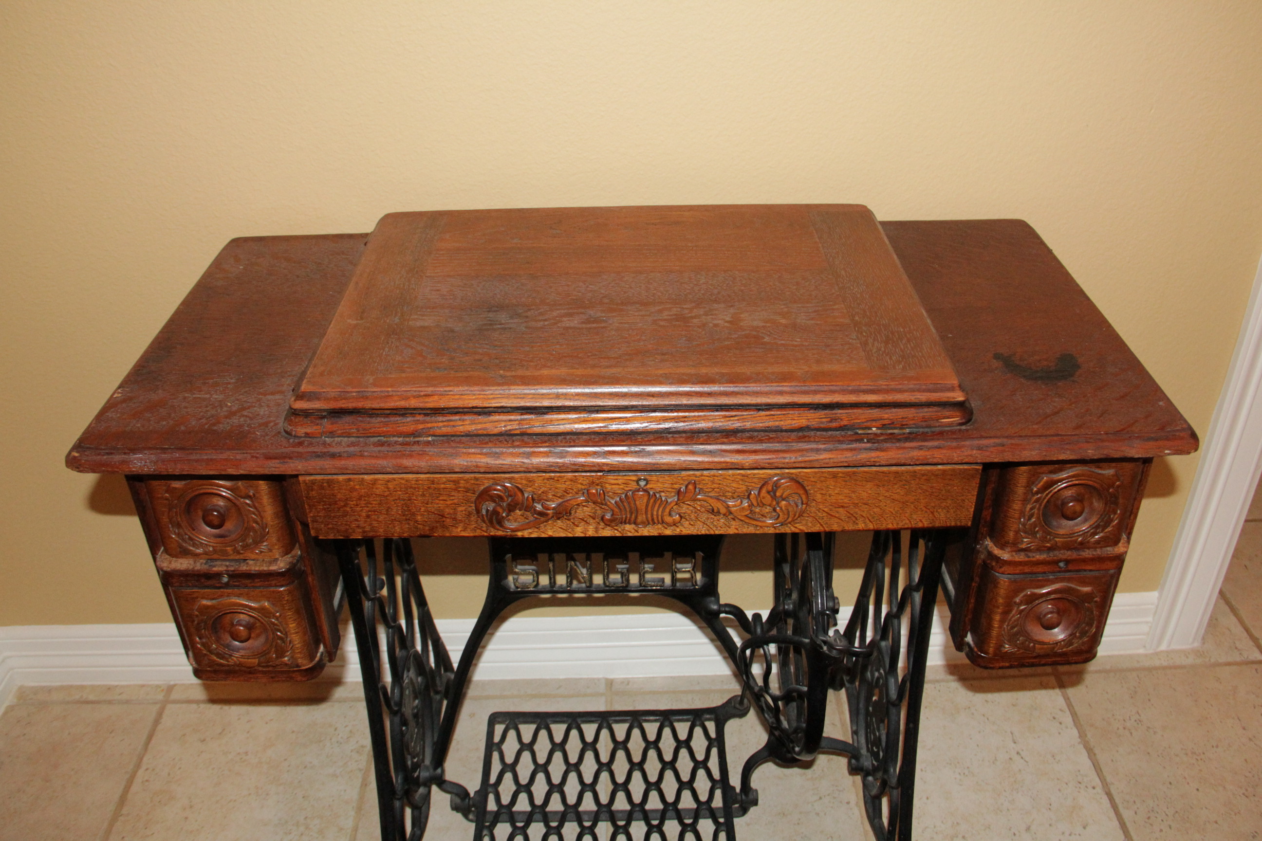 Antique Wooden Singer Sewing Machine and Table