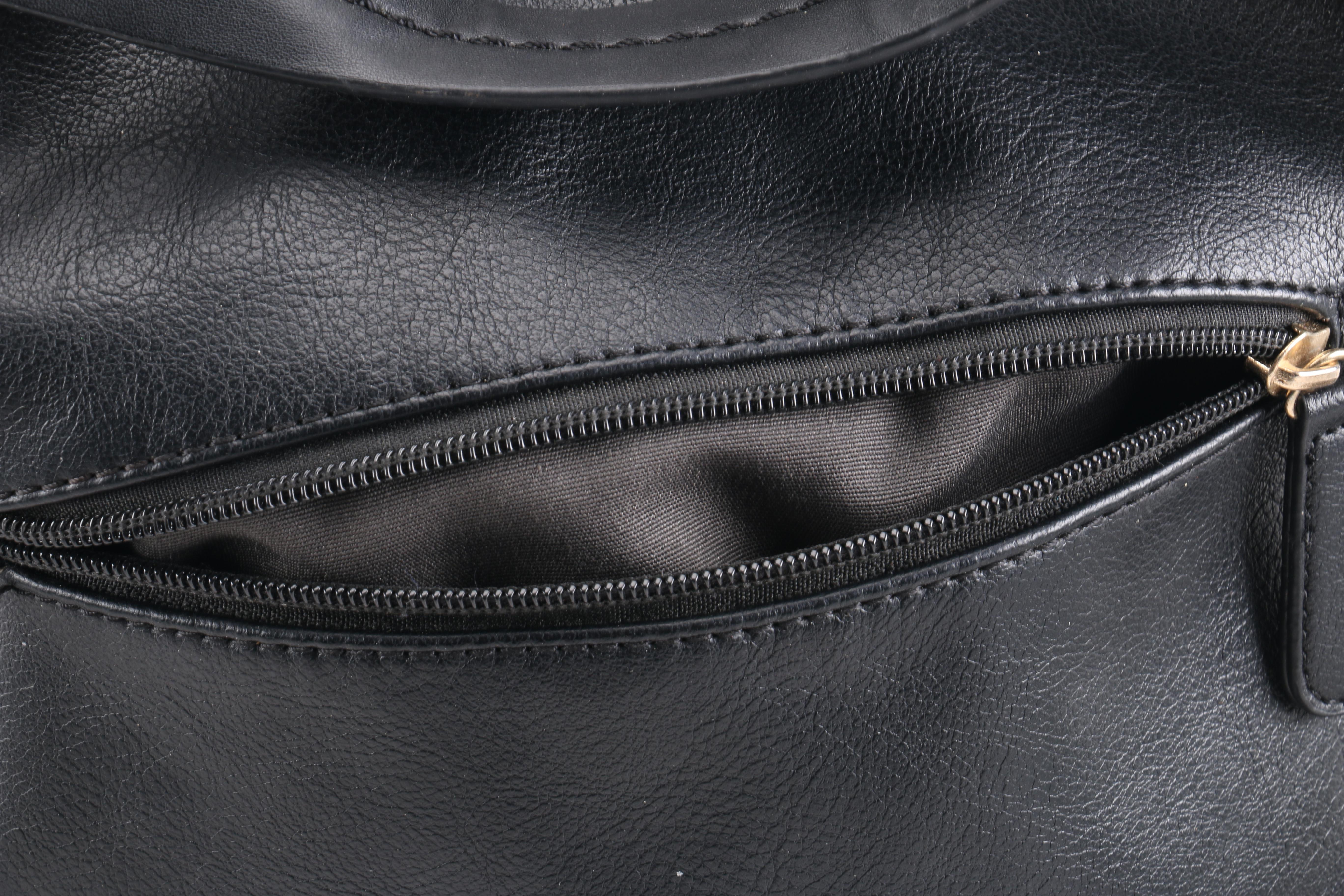 Shoulder Satchel's Including Maurizio Taiuti