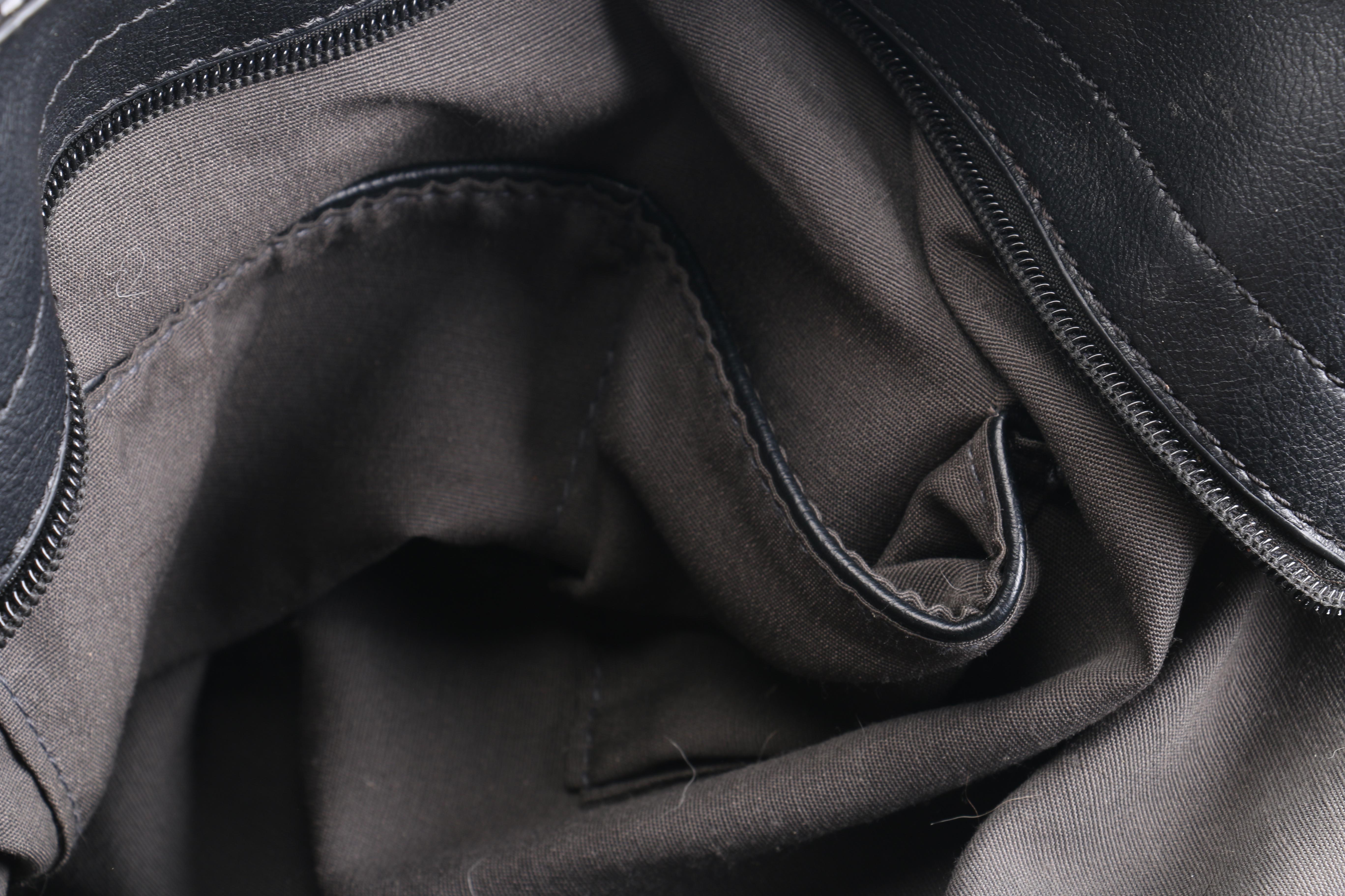 Shoulder Satchel's Including Maurizio Taiuti