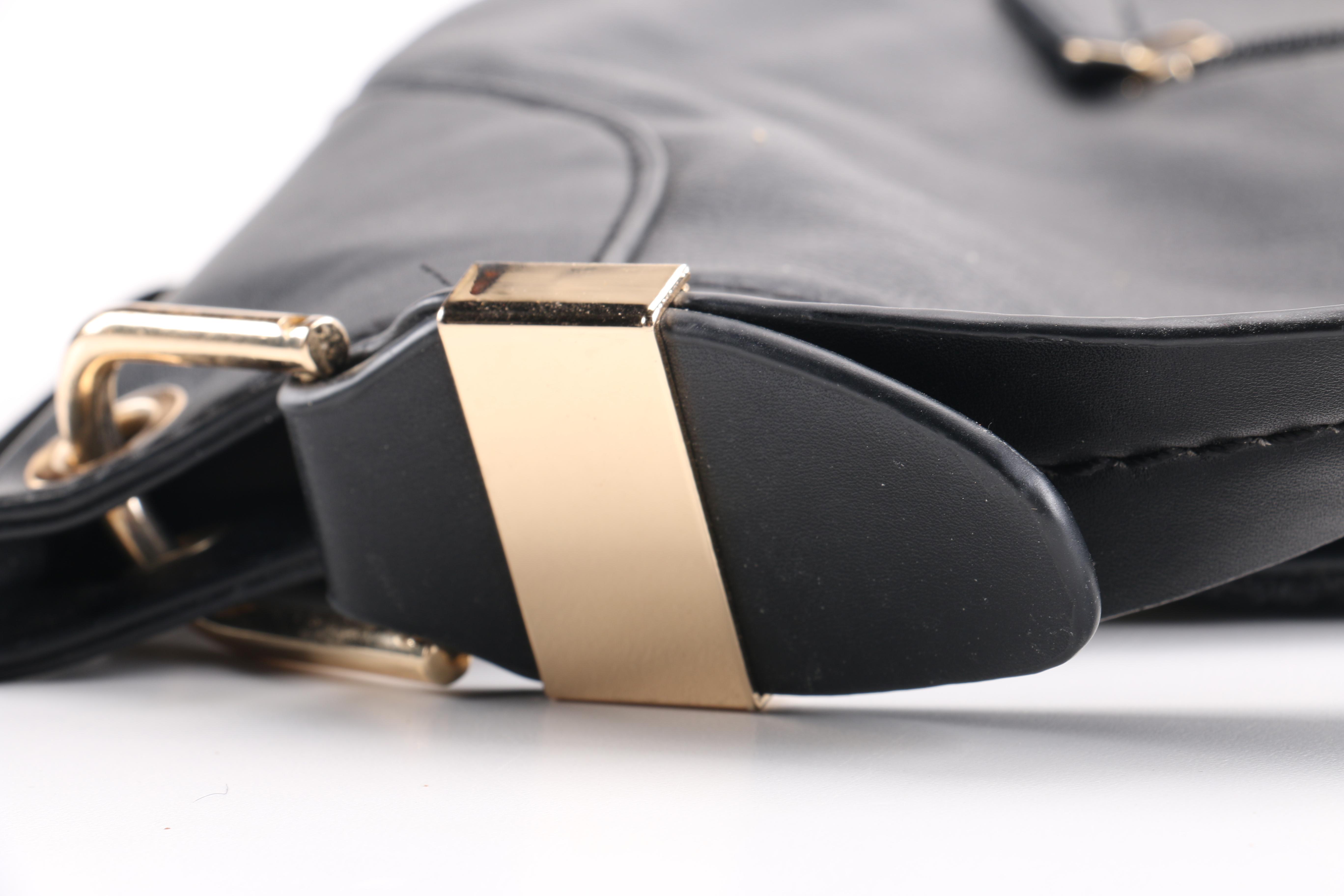 Shoulder Satchel's Including Maurizio Taiuti