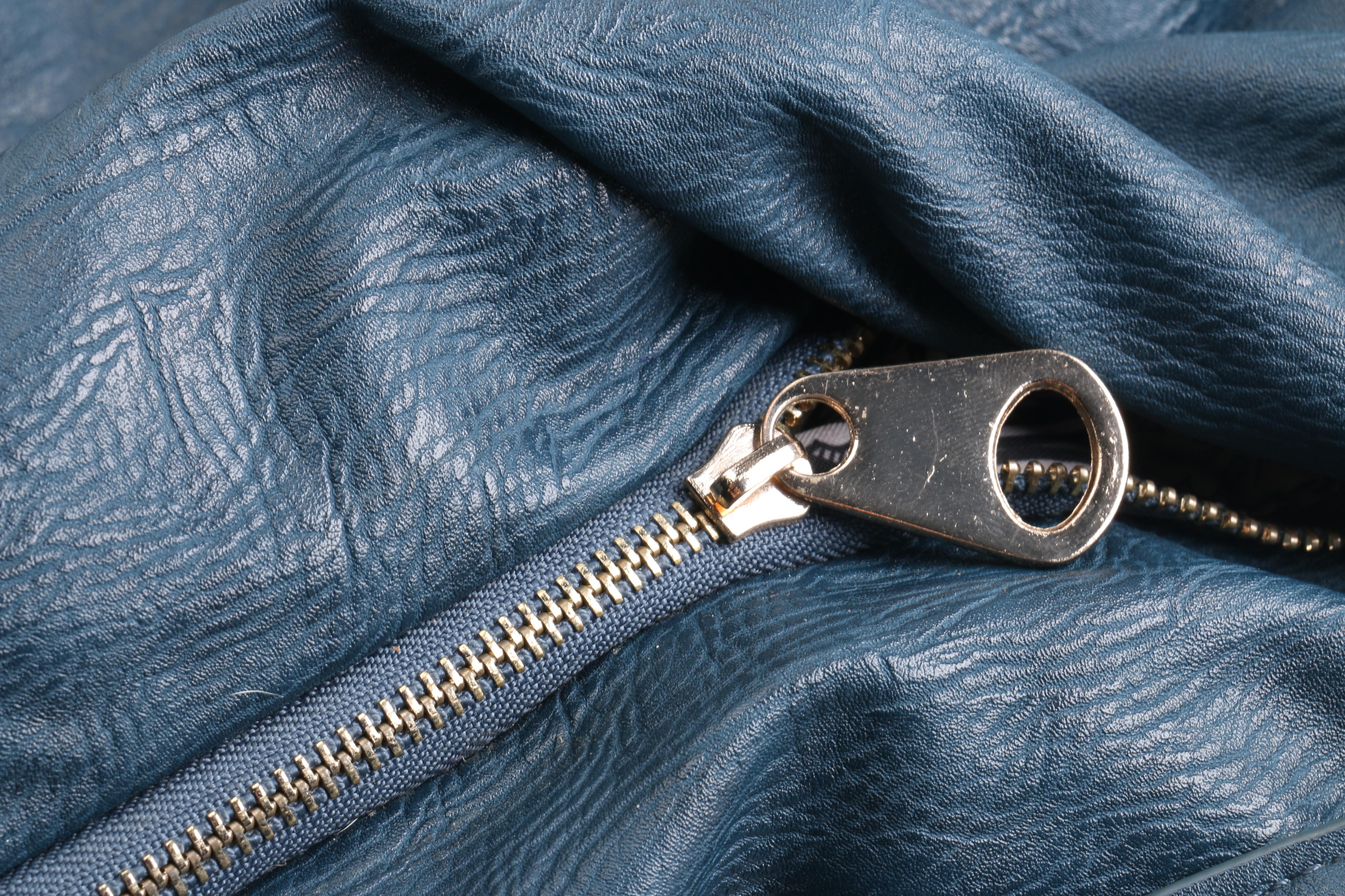 Shoulder Satchel's Including Maurizio Taiuti