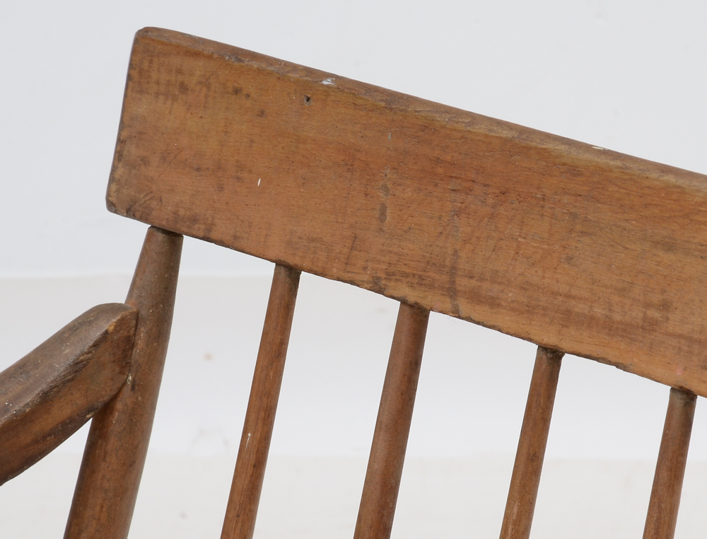 Antique Windsor Style Deacon's Bench