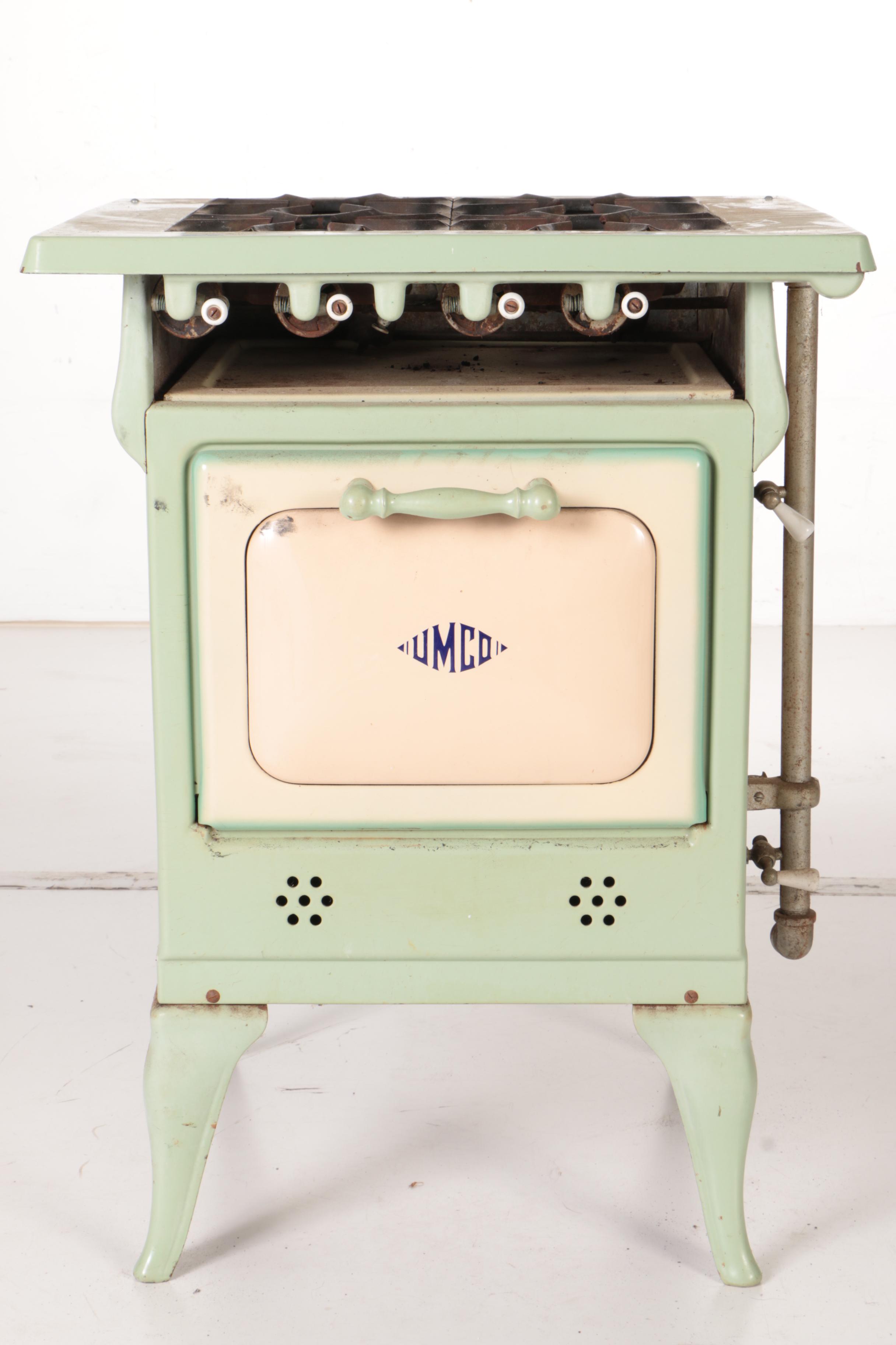 Umco Green Metal Gas Stove