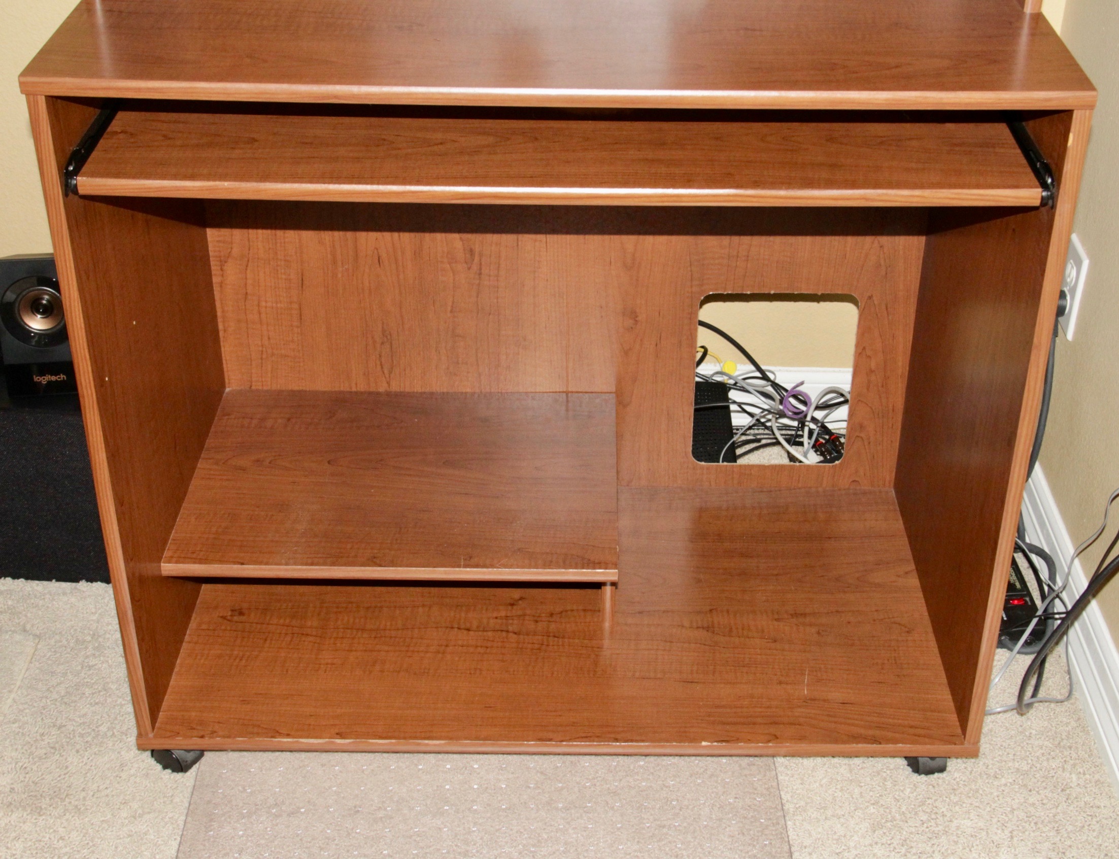 Brown Wooden Computer Table with Hutch