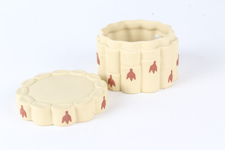 Collection of Primrose Wedgwood Decorative Pieces