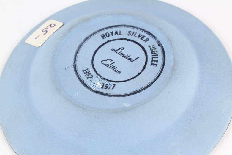 Collection of Wedgwood Plates and Ash Receivers Featuring Royal Silver Jubilee