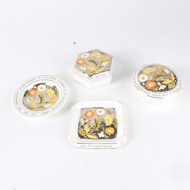 Susie Cooper Commemorative Wedgwood Silver Jubilee Home Decor