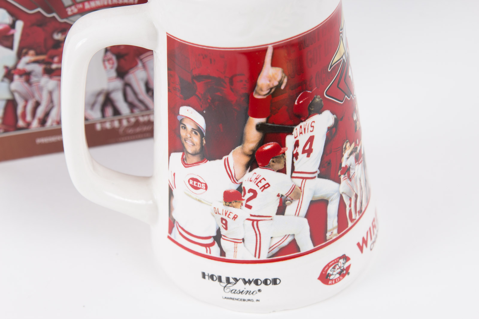 Cincinnati Reds 1990 World Champions Wall Plaque and Stein