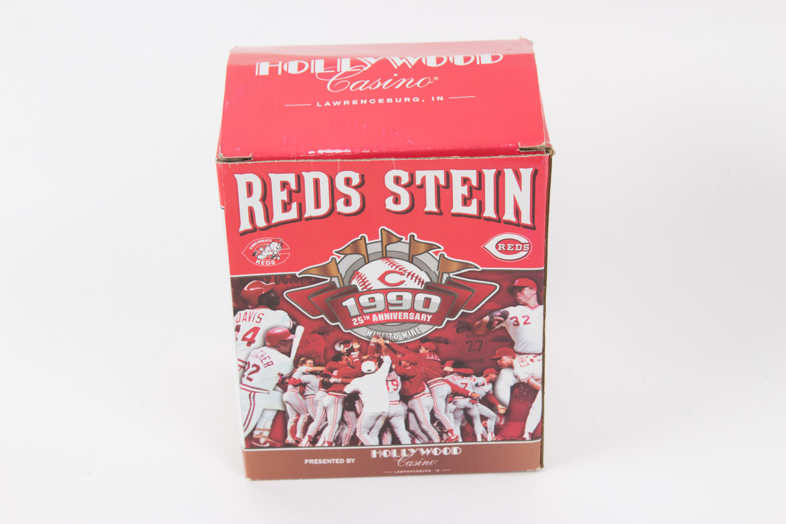 Cincinnati Reds 1990 World Champions Wall Plaque and Stein