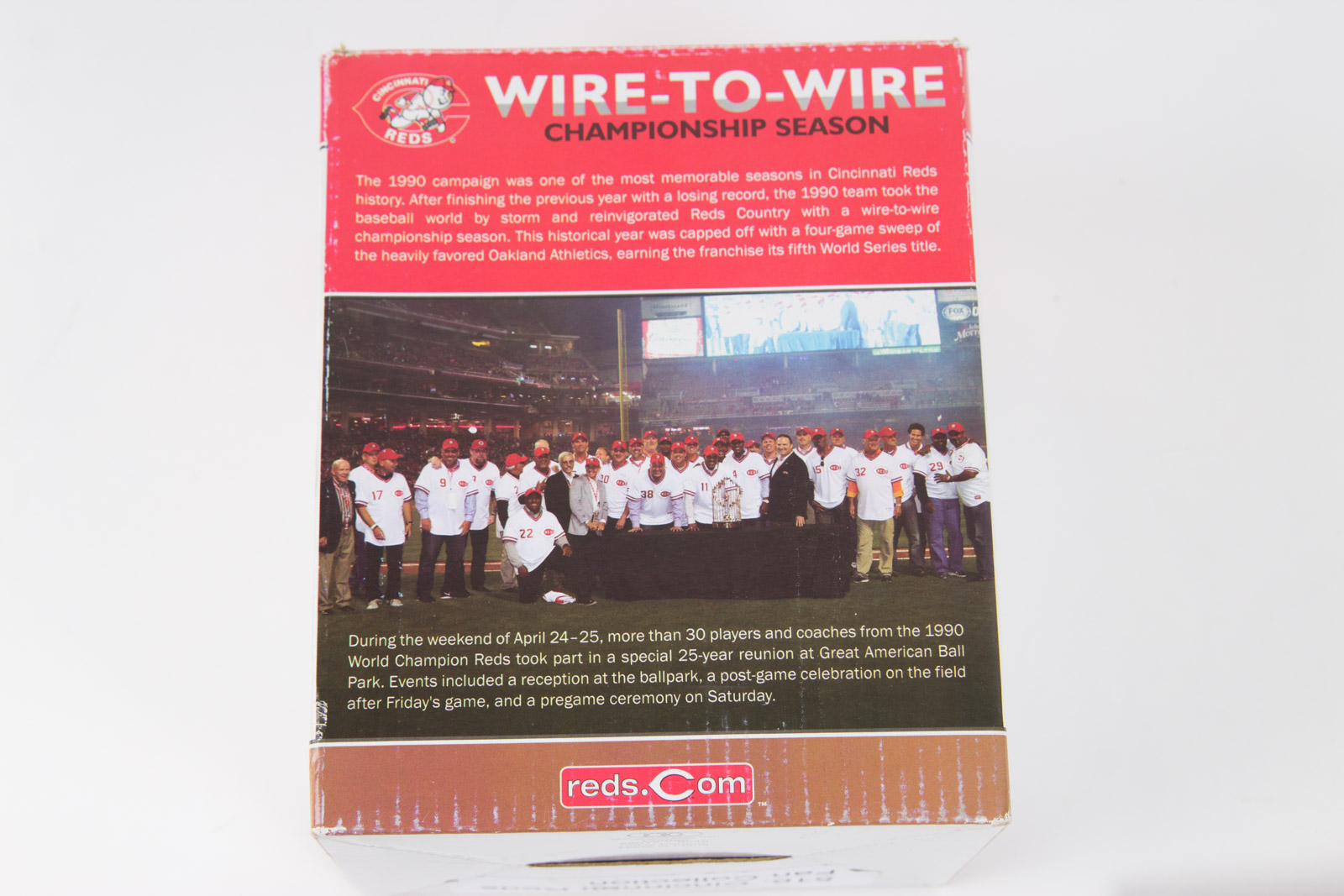 Cincinnati Reds 1990 World Champions Wall Plaque and Stein