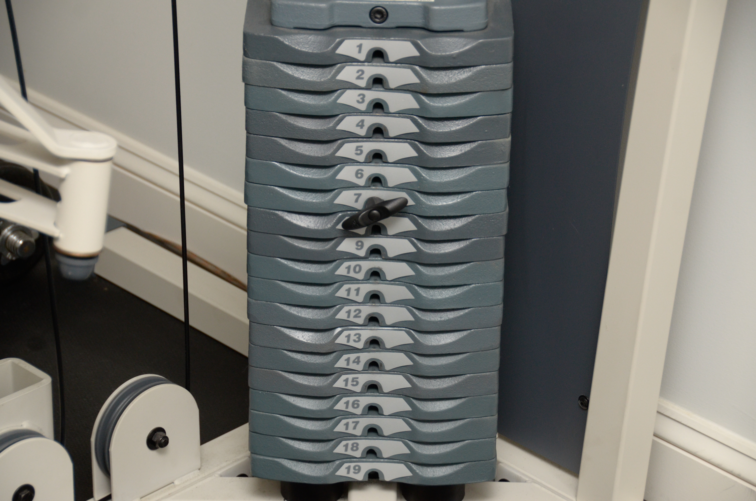 Nautilus "NS-300" Weight Machine