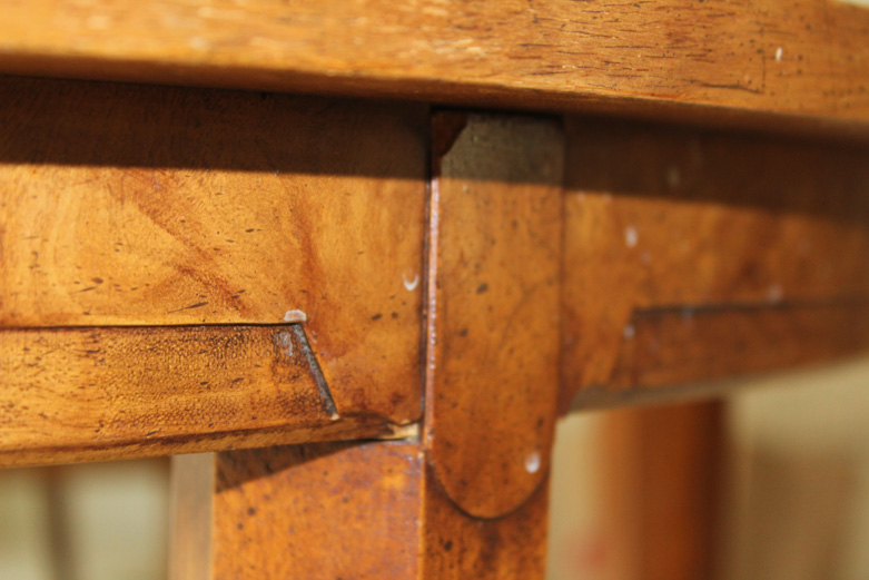 Burlwood and Inlaid Henredon Dining Table