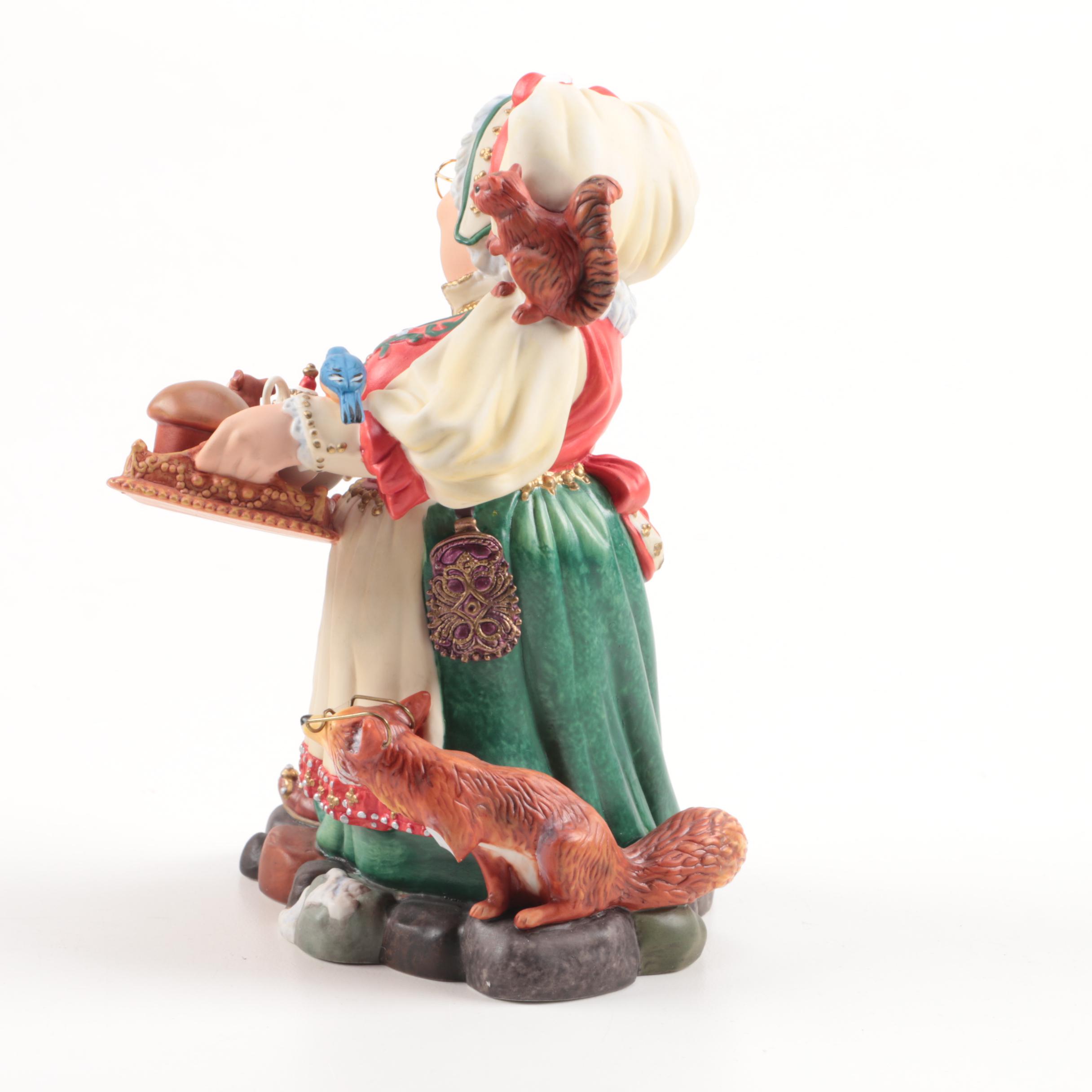 The Greenwich Workshop Collection "Mrs. Claus" Figurine