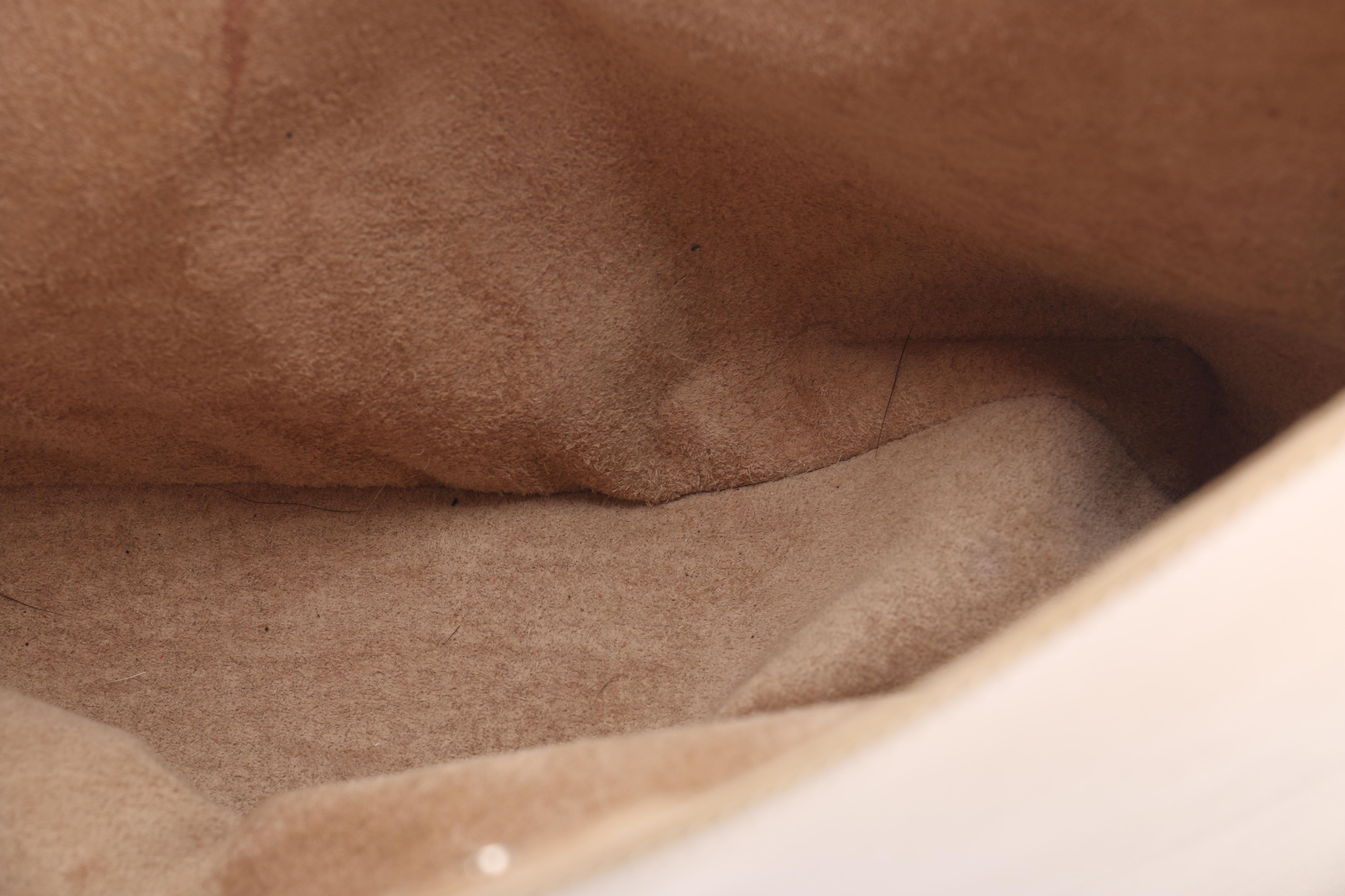 Gucci Leather Shoulder Bag