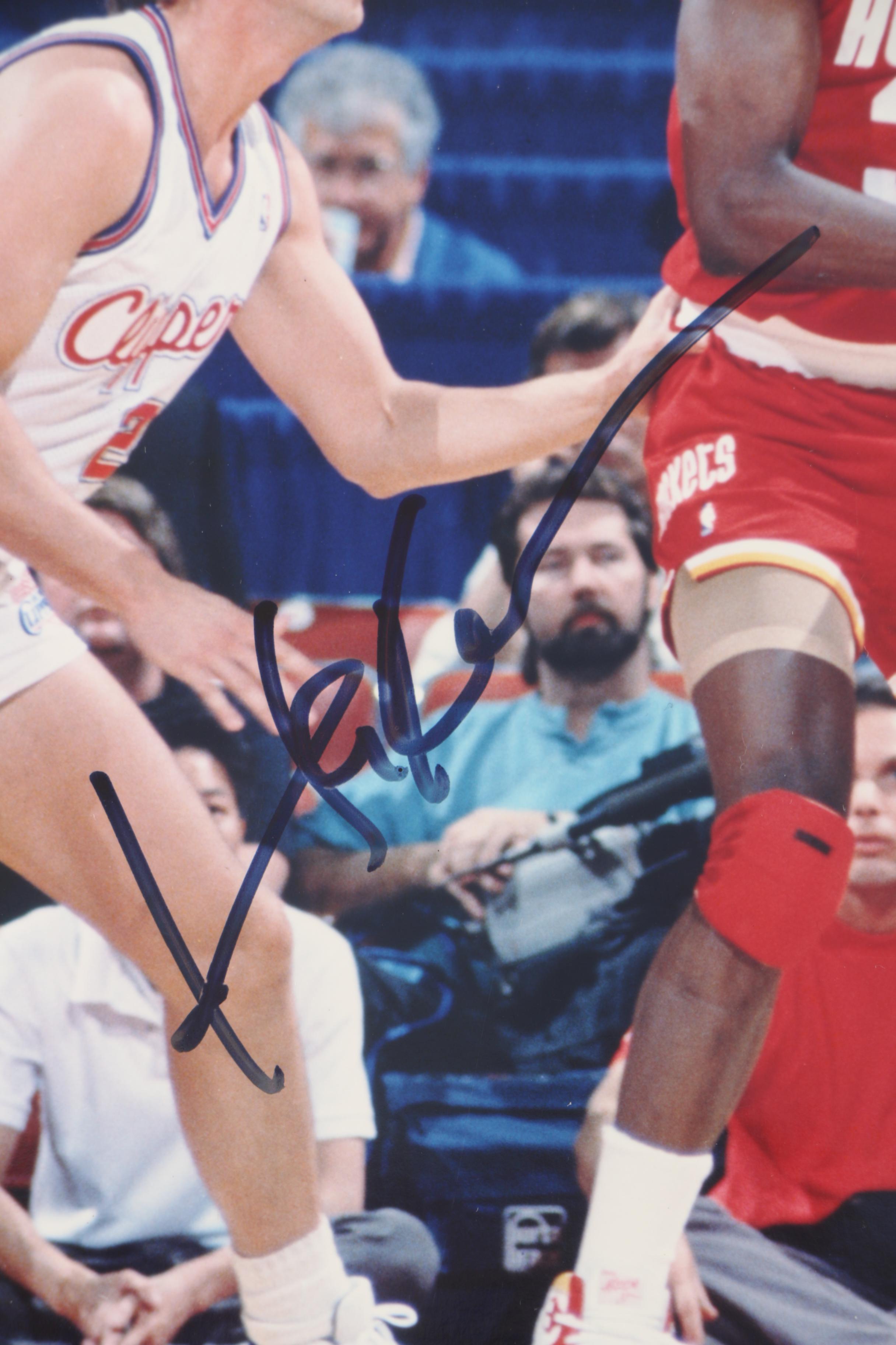 Hakeem Olajuwon Signed Photograph