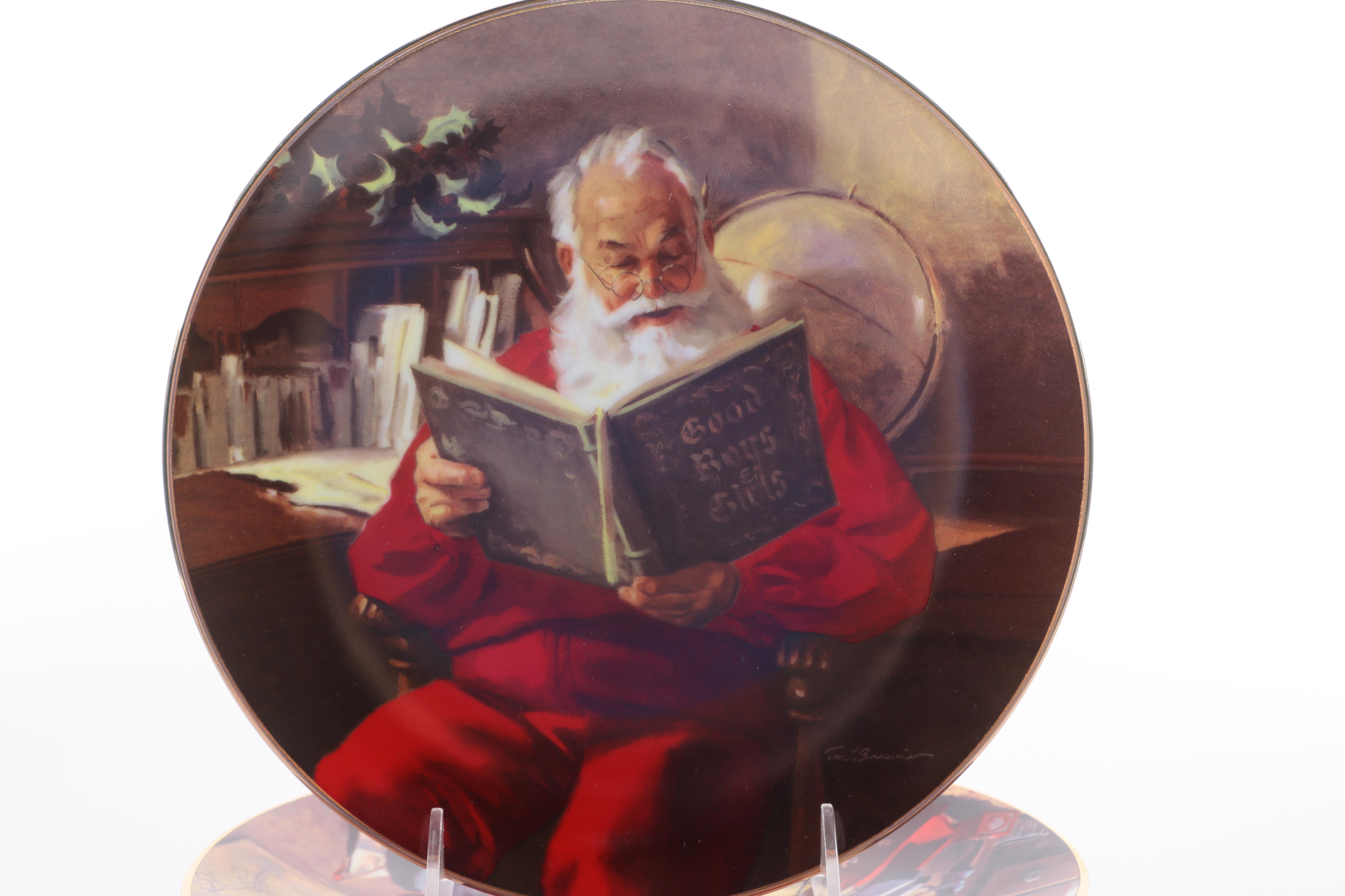 Knowles "Santa's Christmas" Plates