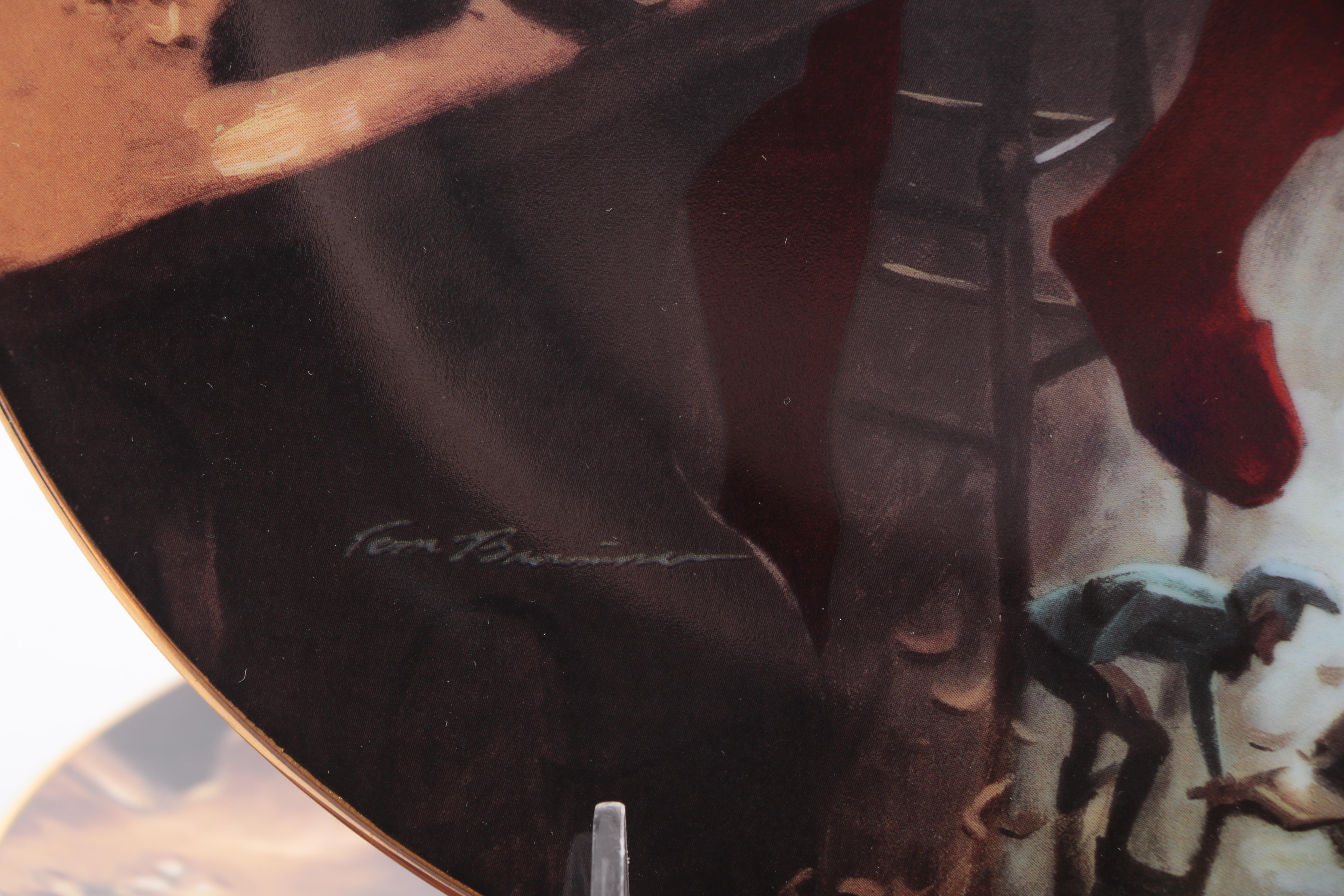 Knowles "Santa's Christmas" Plates