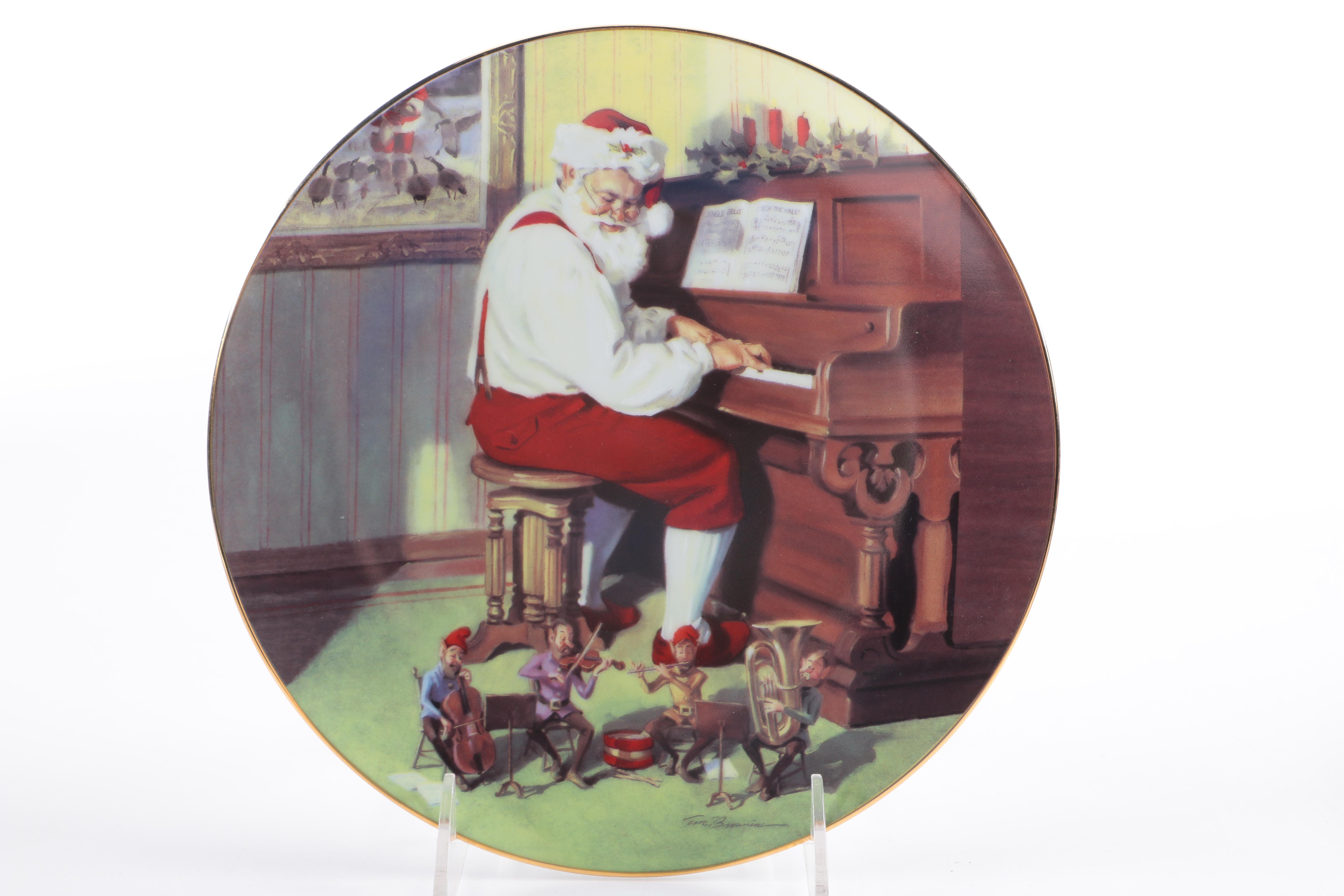 Knowles "Santa's Christmas" Plates