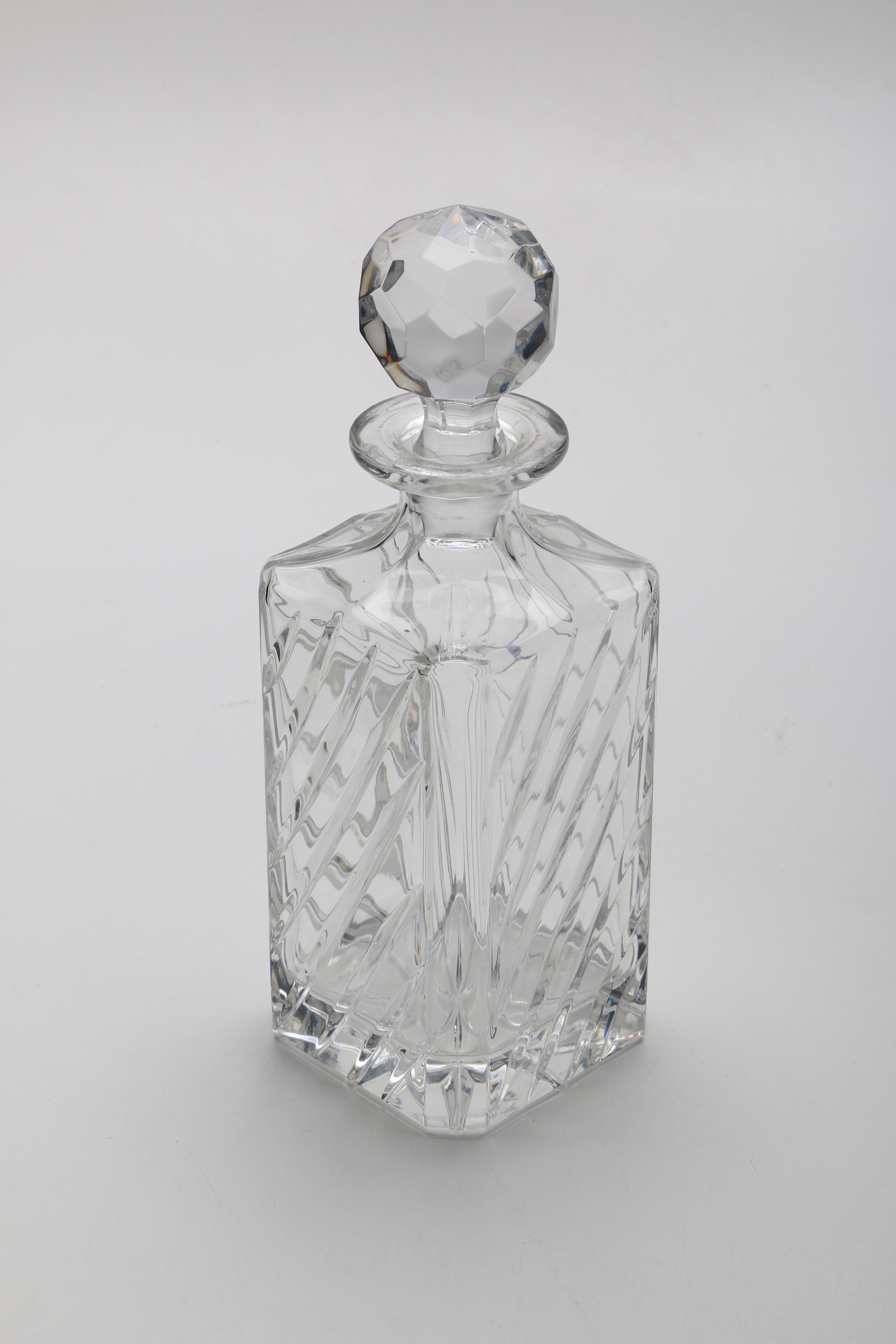 Crystal Decanter With Stopper