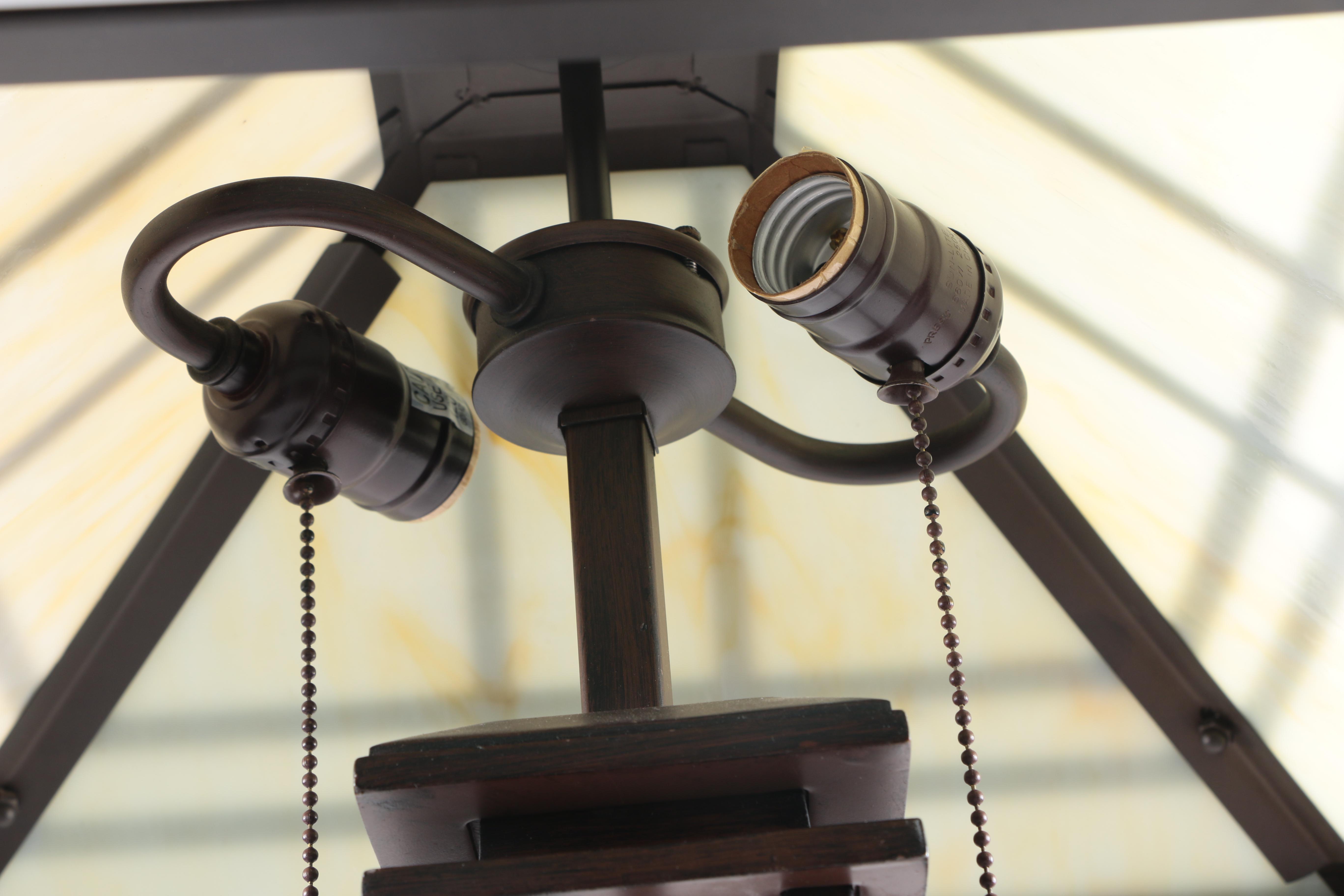 Craftsman Style Table Lamp