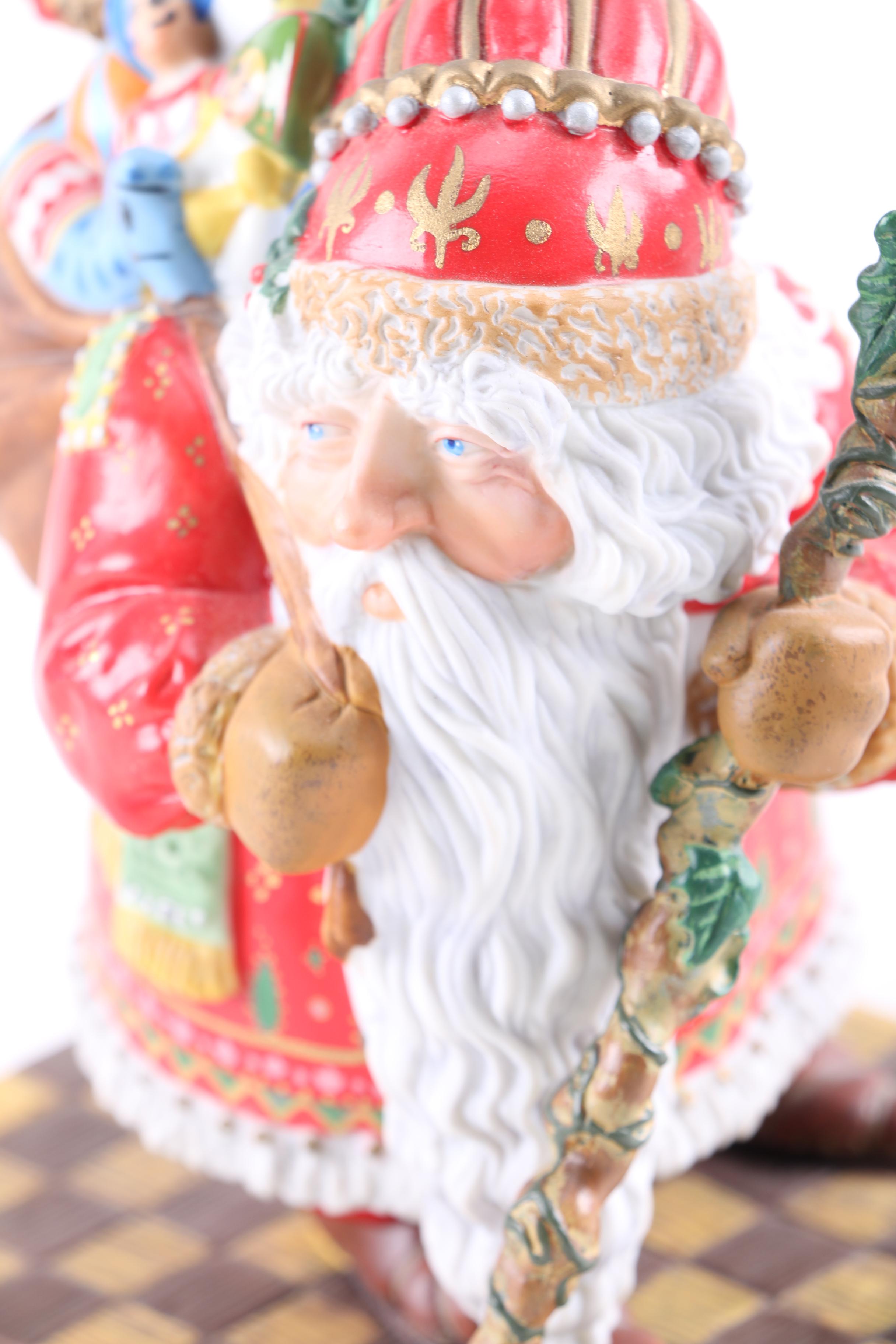 Limited Edition The Greenwich Workshop Collection "Olde World Santa" Figurine