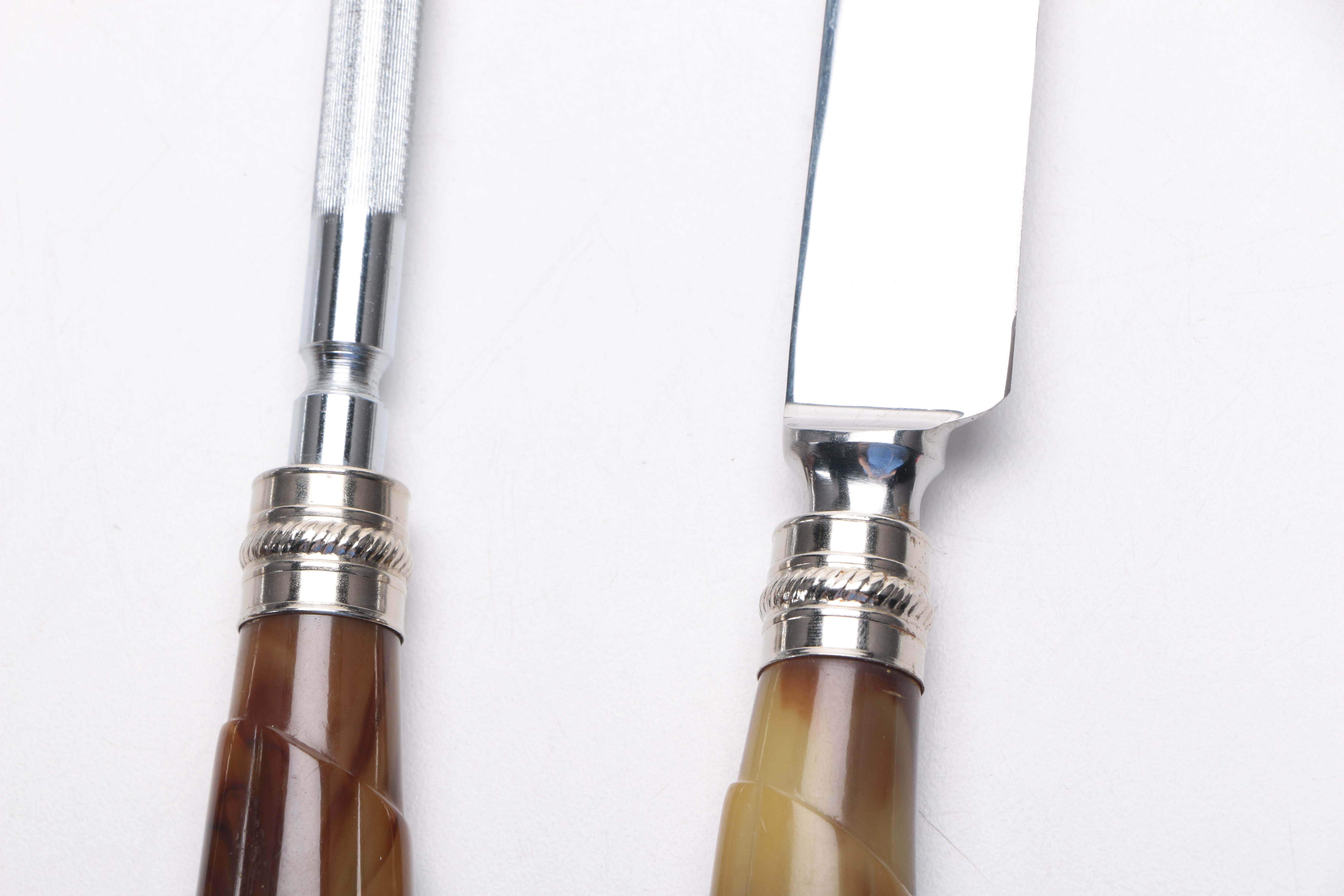 Crown Crest Carving Set