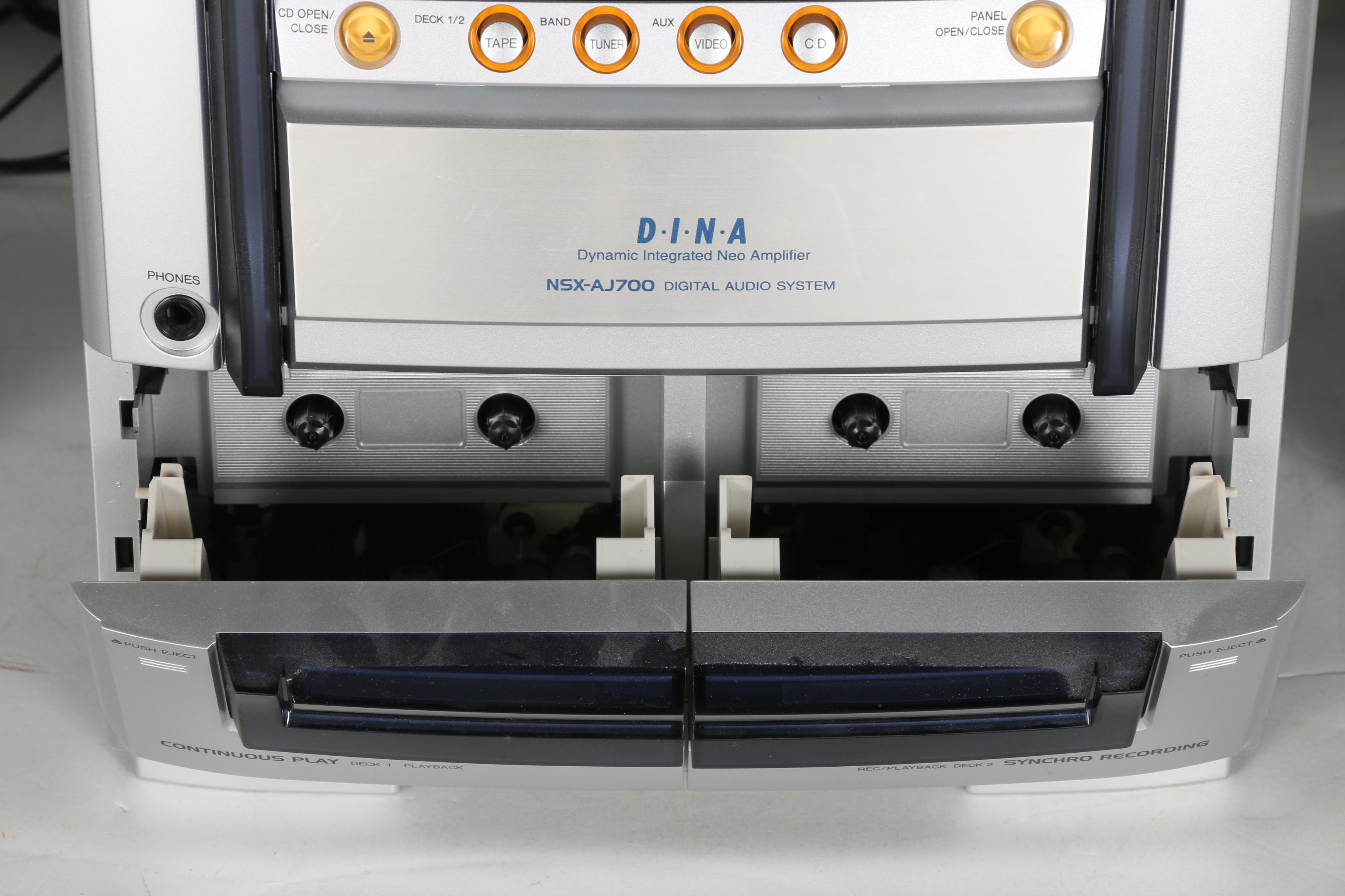 Aiwa Digital Audio System and Speakers