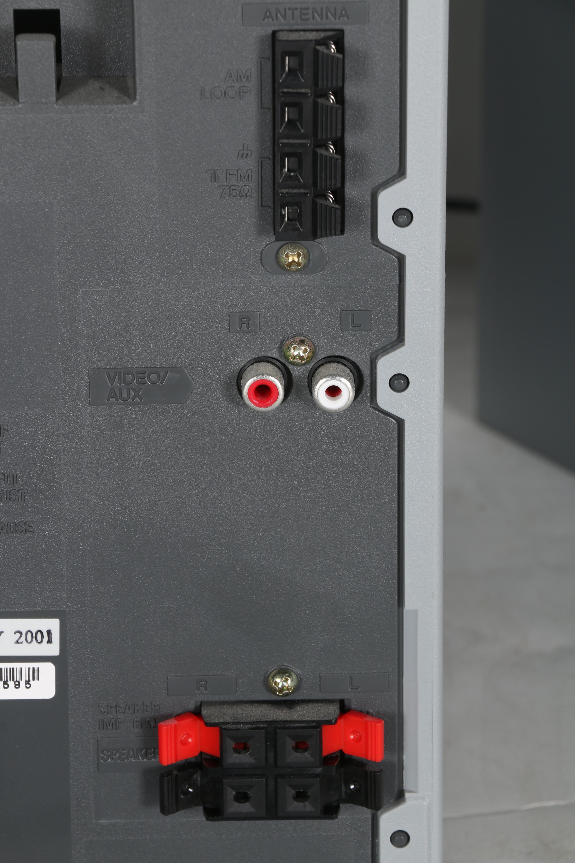 Aiwa Digital Audio System and Speakers