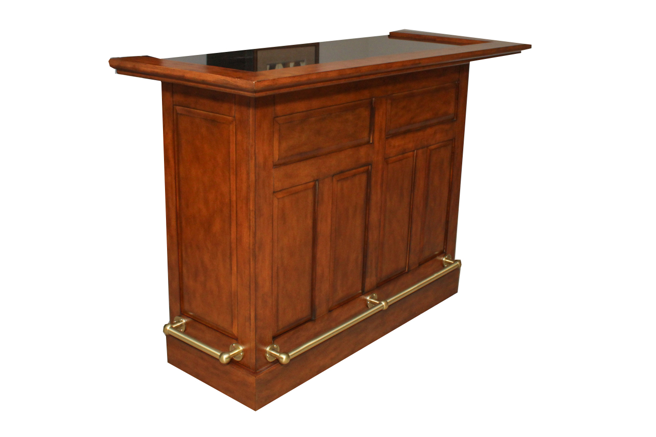 Free-Standing Bar With Four Stools