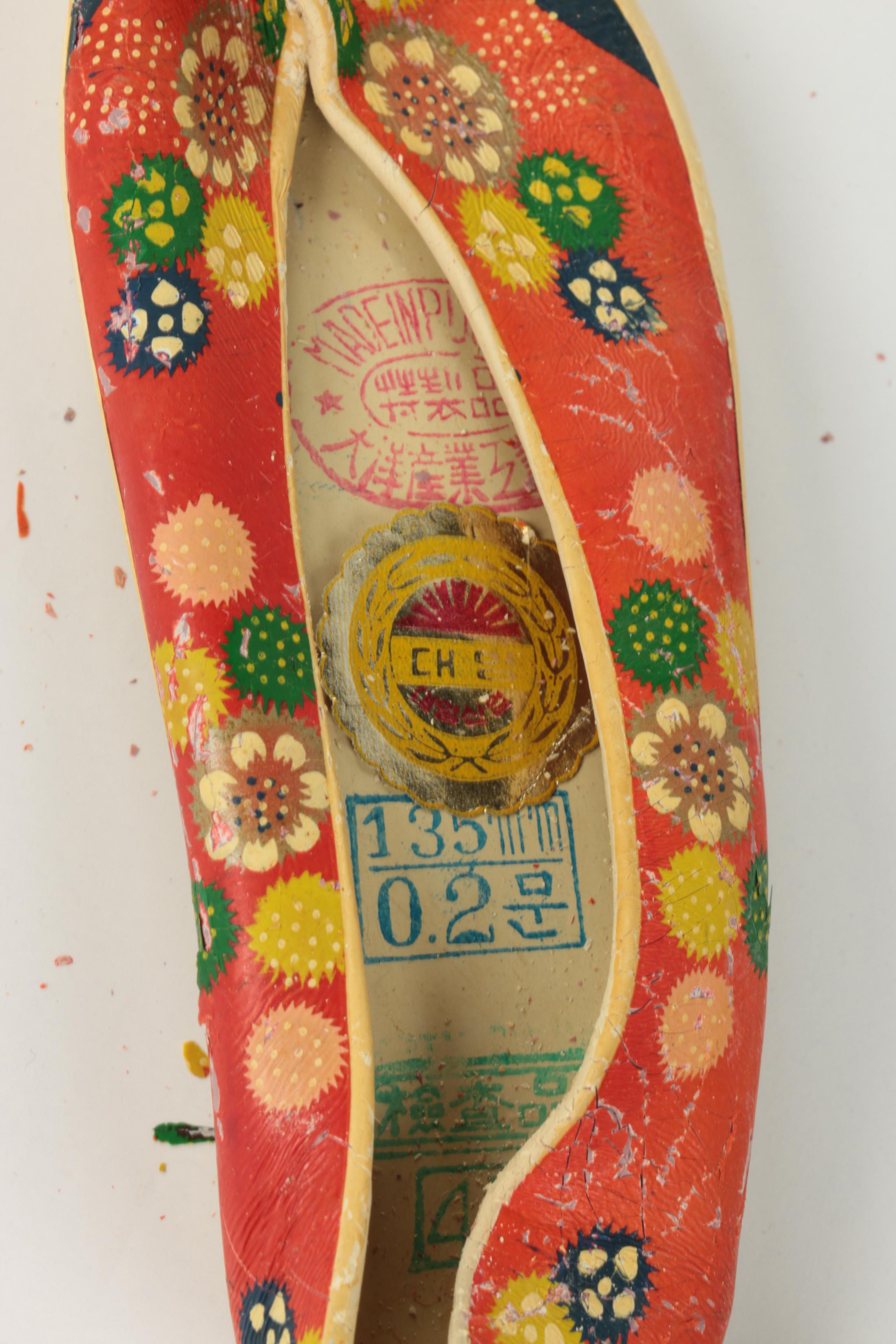 Children's Korean Clothing, Hand-Embroidered Pillowcases, and Accessories