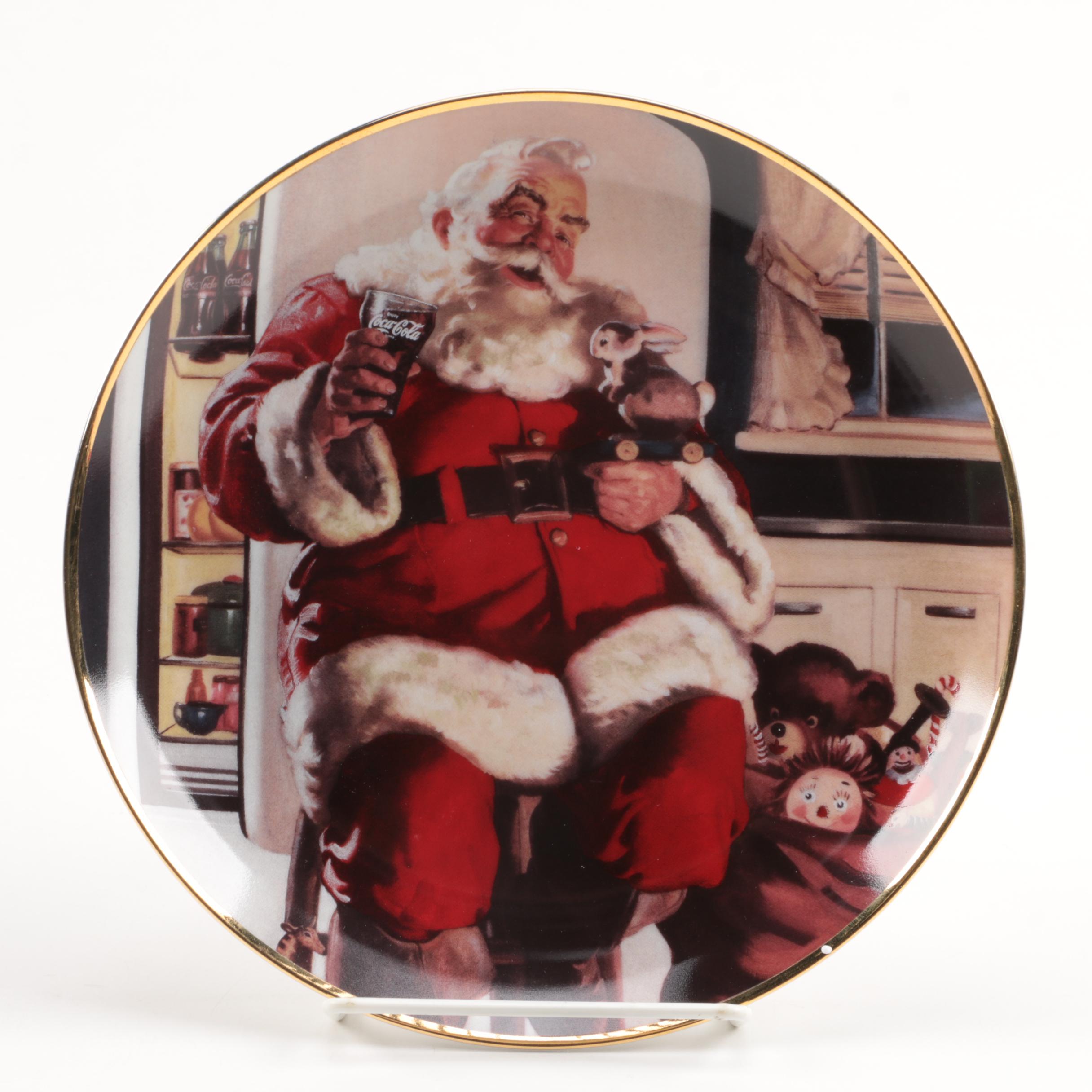 The Franklin Mint Coca-Cola Decorative Santa Plates