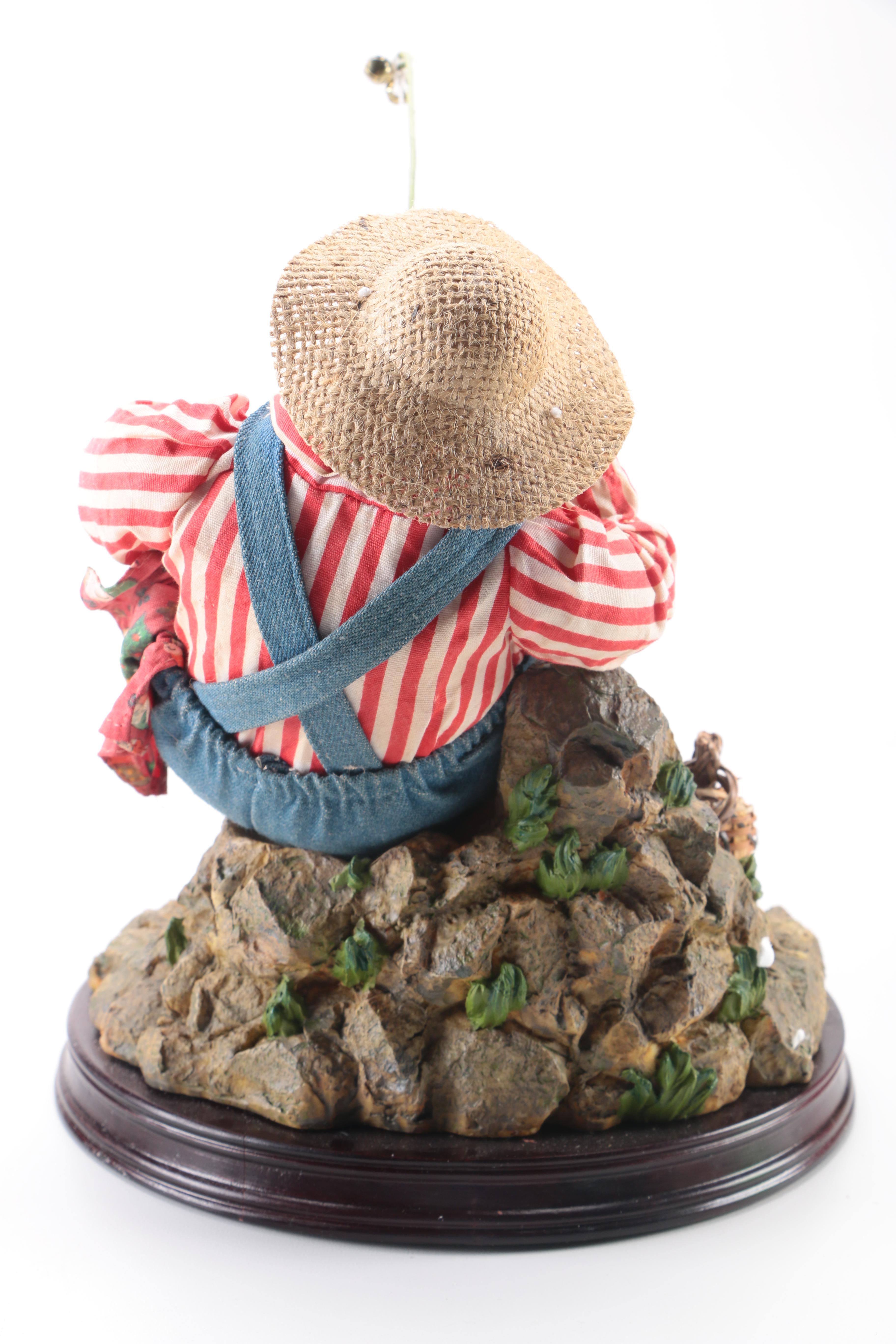 Fabriche Santa Claus Figurines