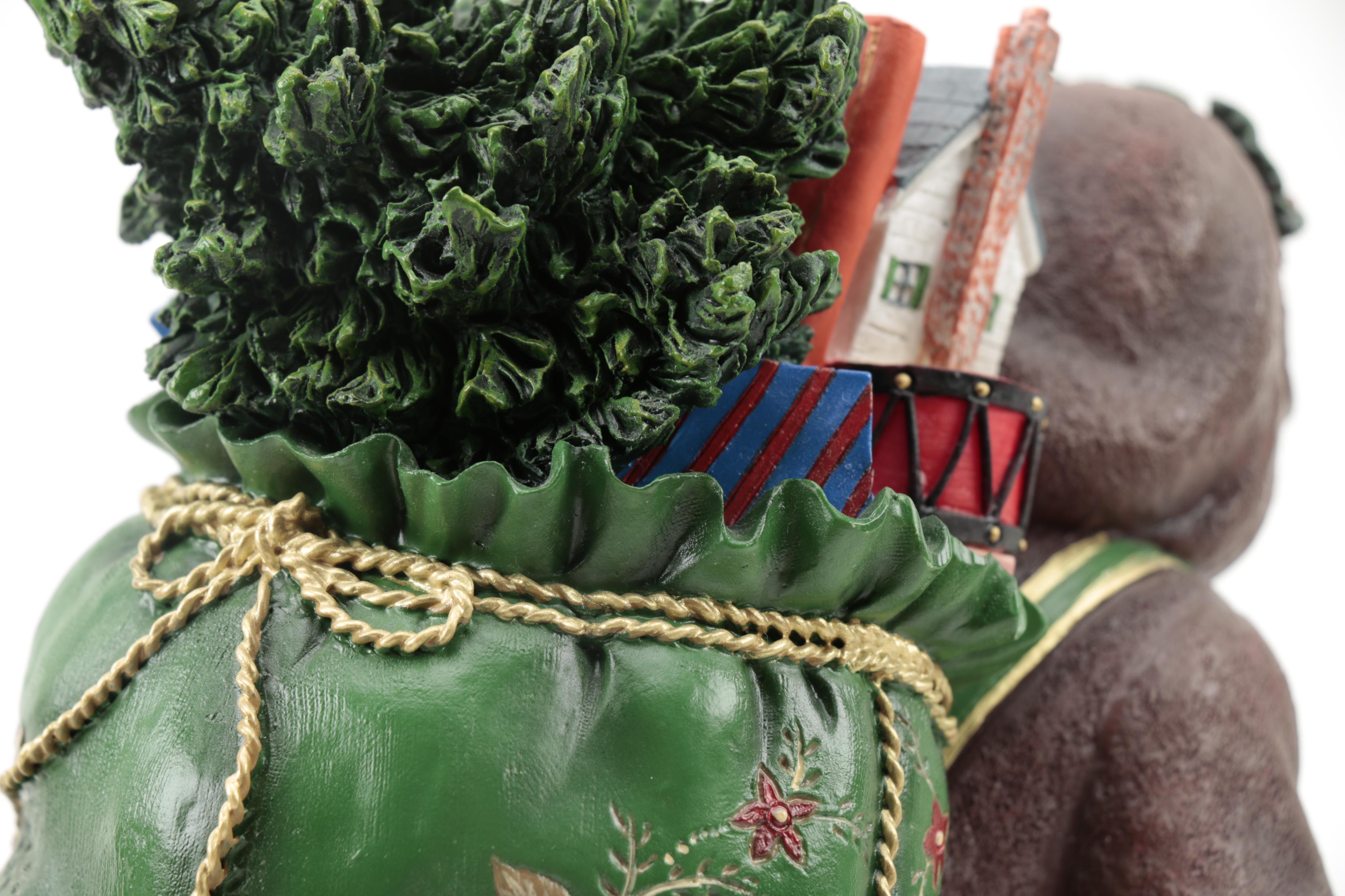 Santa Claus Figurines by Pipka