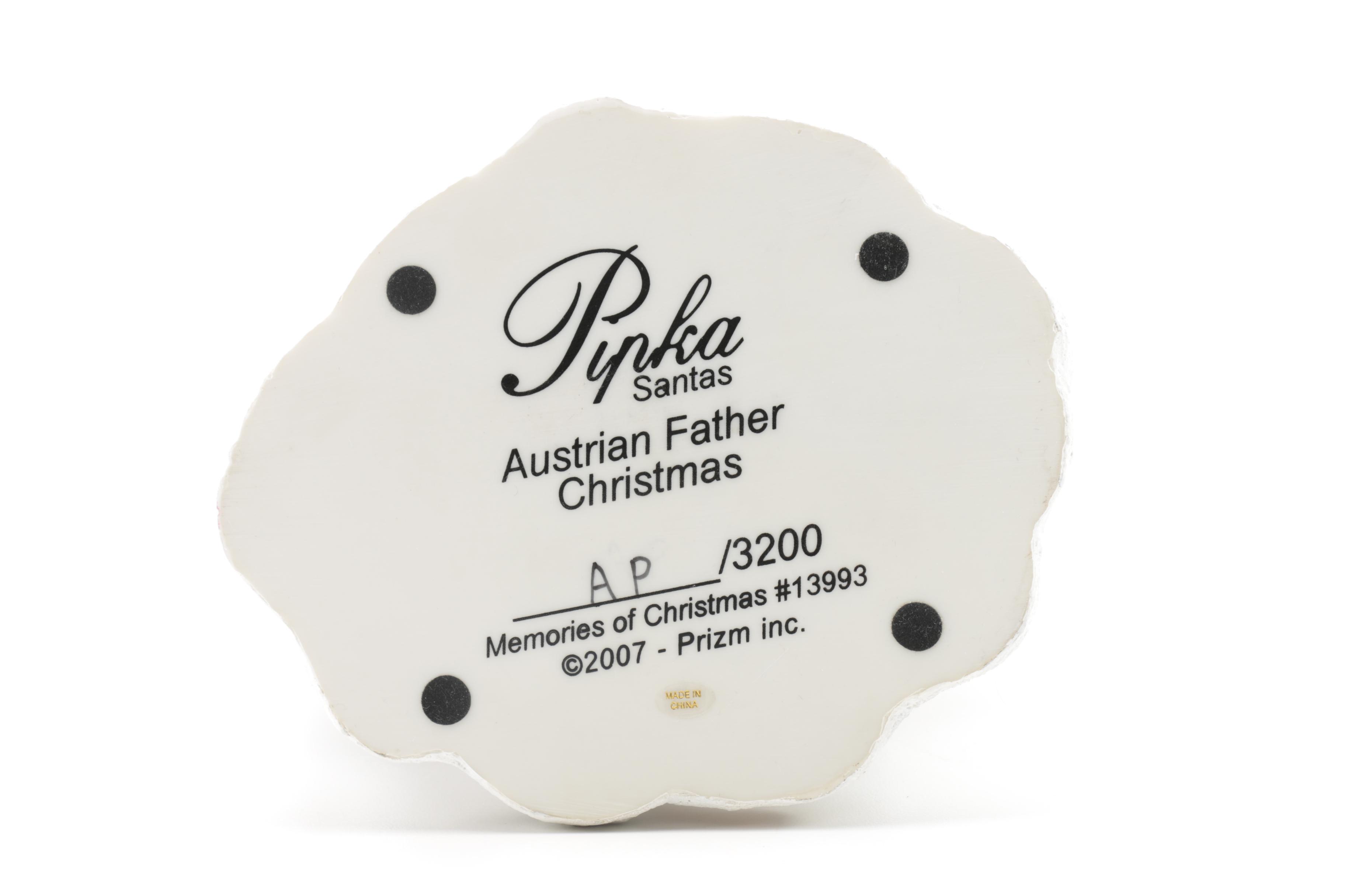 Santa Claus Figurines by Pipka