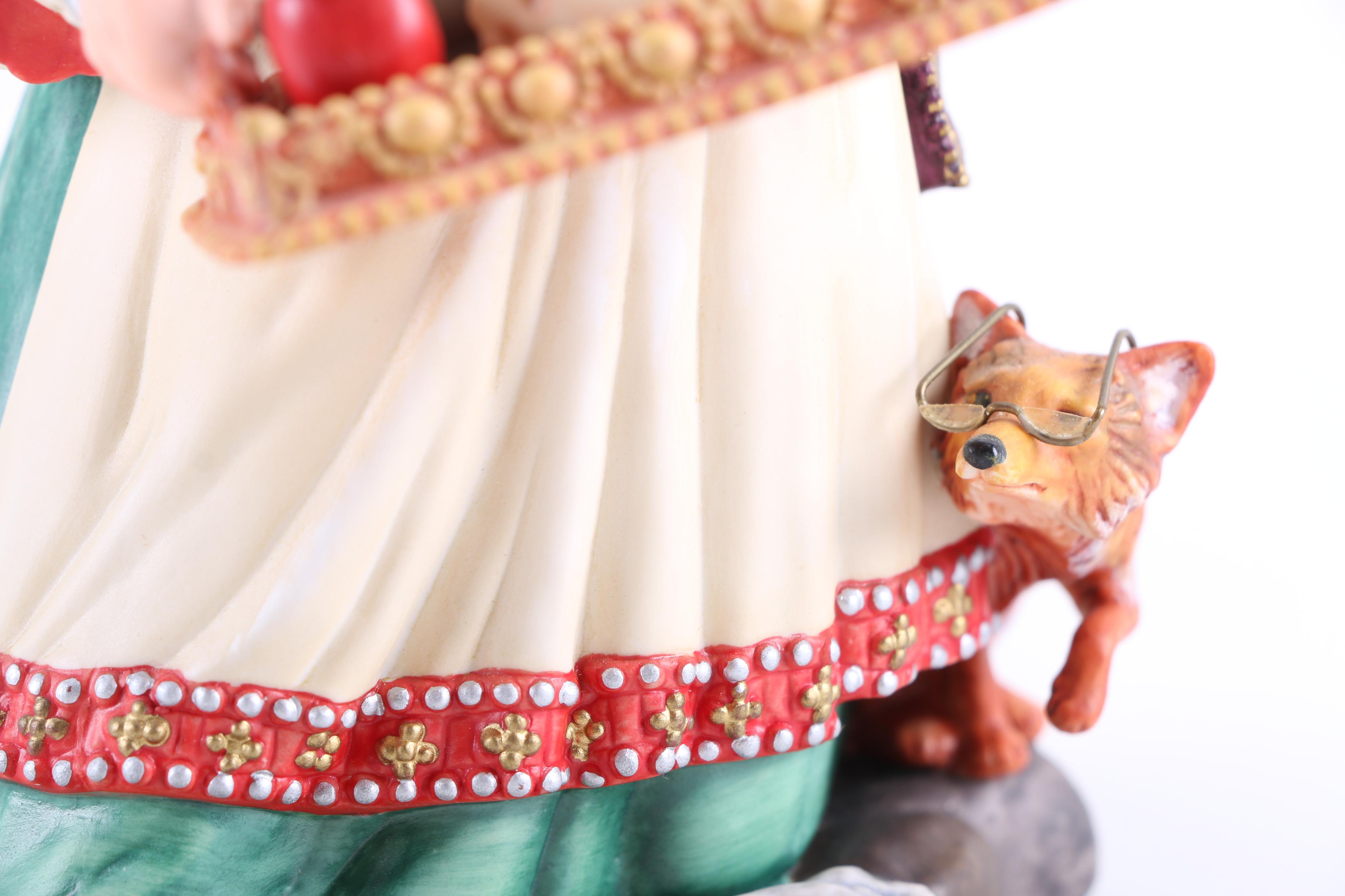 Limited Edition Porcelain The Greenwich Workshop "Mrs. Claus" Figurine