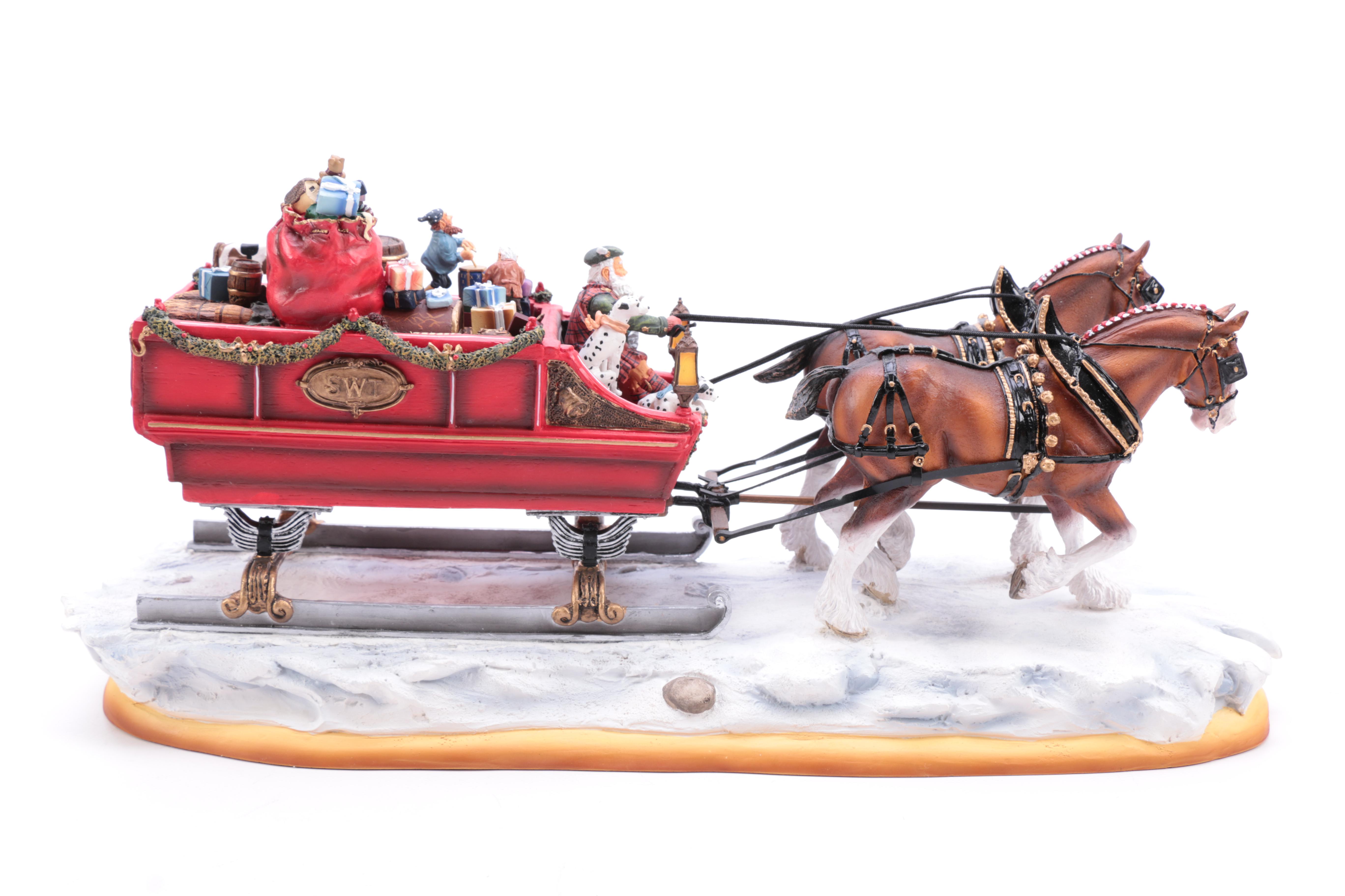 Maruri Santa's World Travels Seasonal Figurines