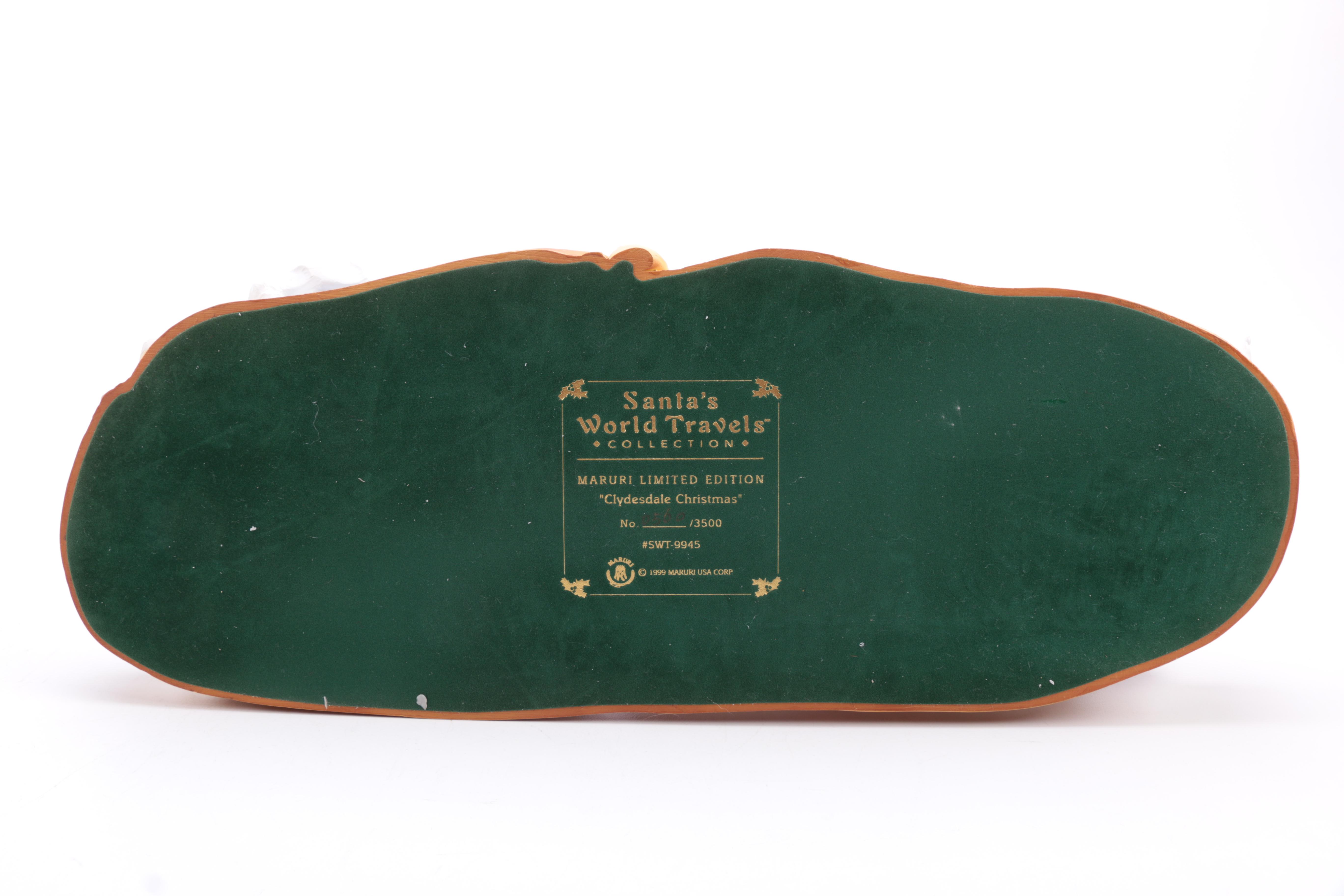 Maruri Santa's World Travels Seasonal Figurines