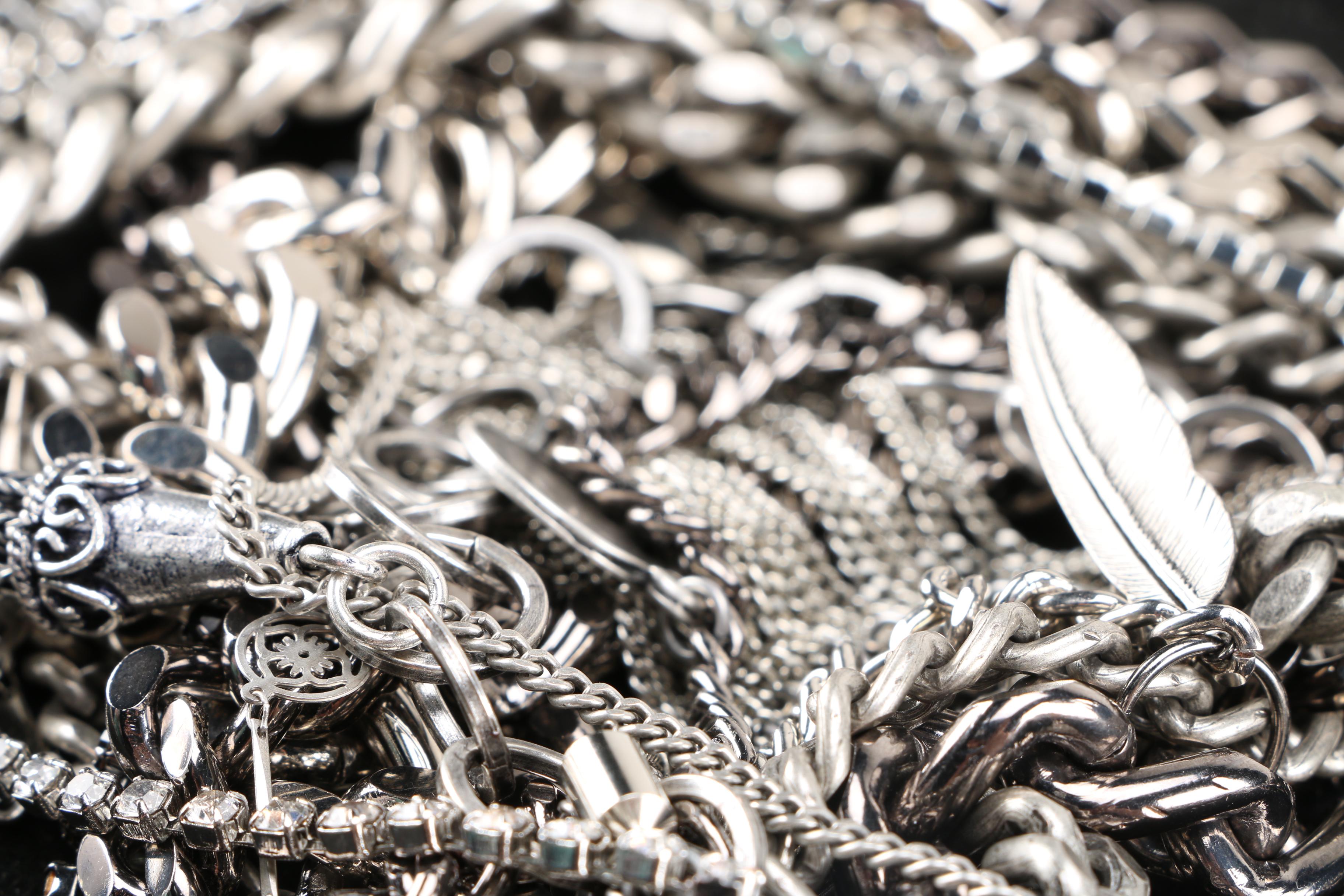 Maiden-Art Silver Tone Chain and Charm Statement Necklace