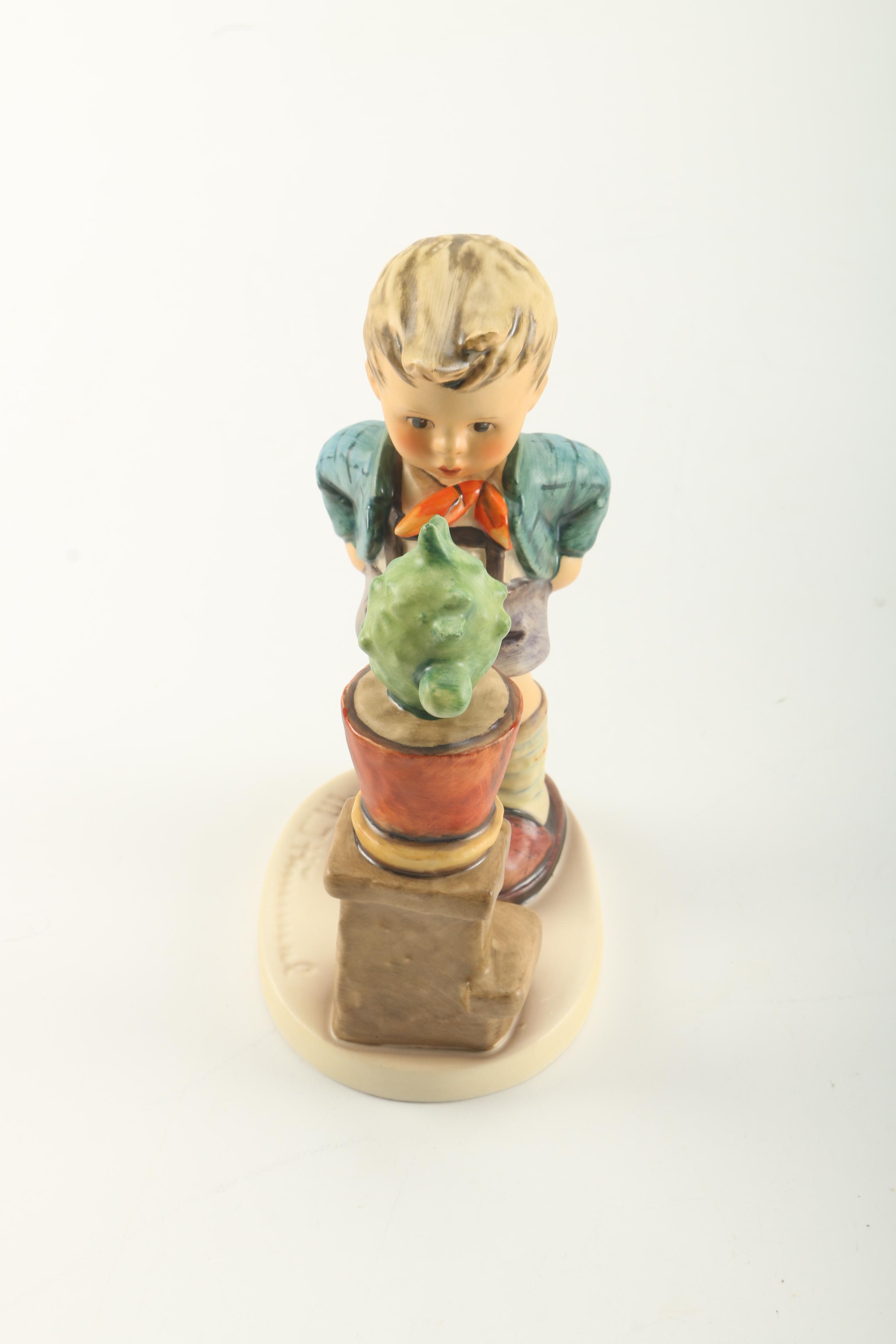Goebel Hummel Figurines Featuring "Street Singer"