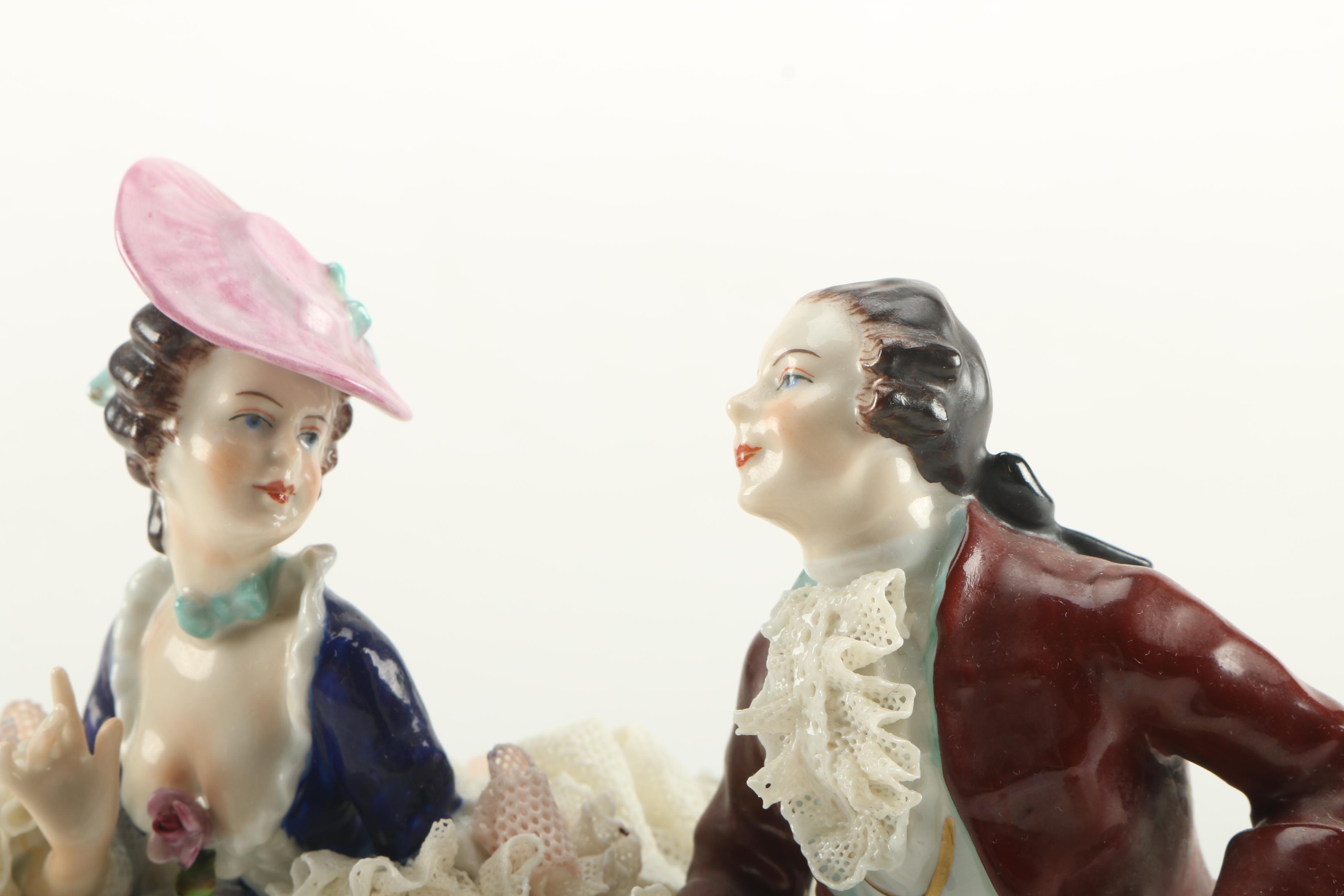 Schaubach-Kunst Wallendorf Couple Figurine