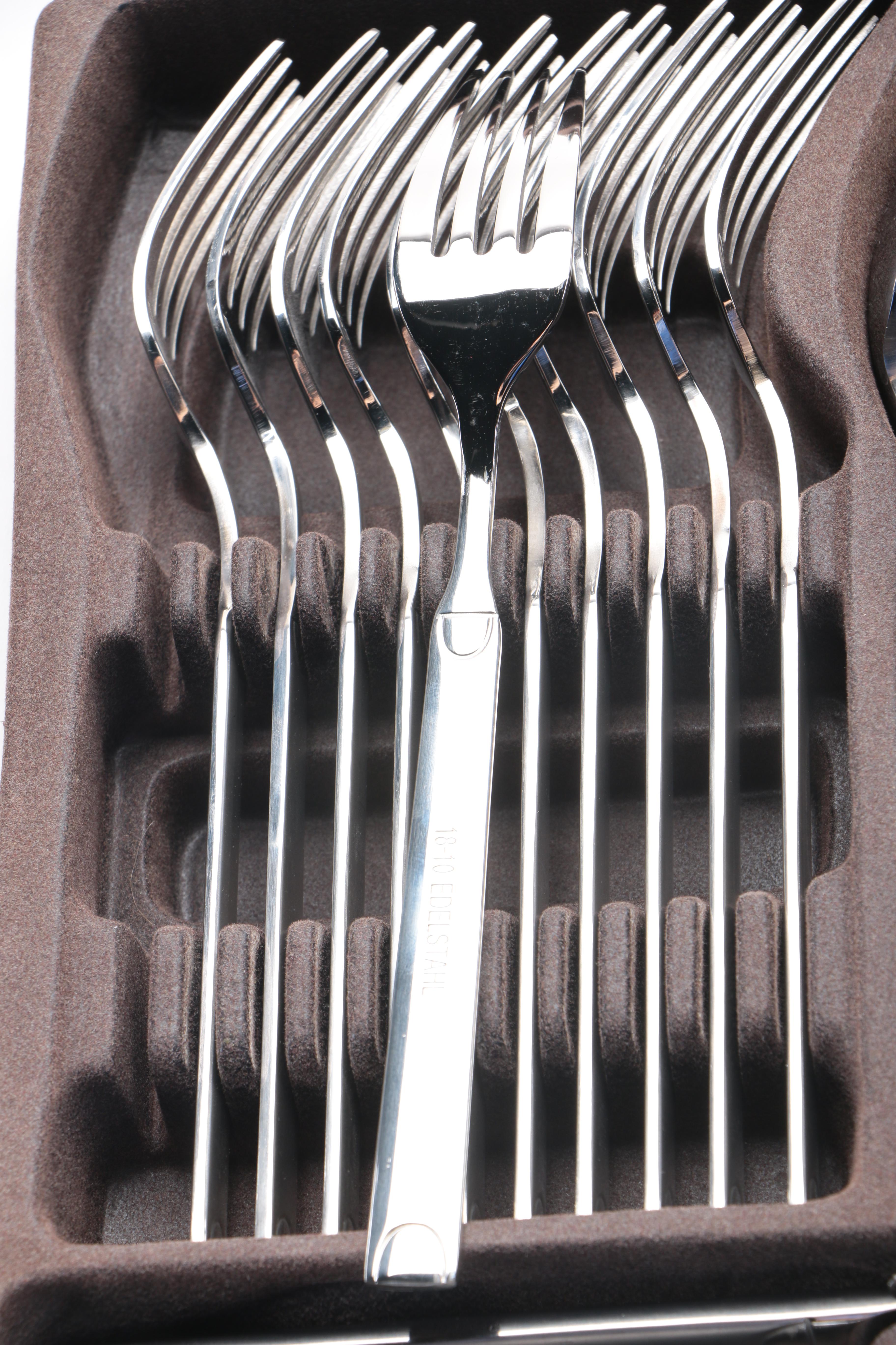 Nova Line 18-10 Stainless Steel Flatware Set for Twelve
