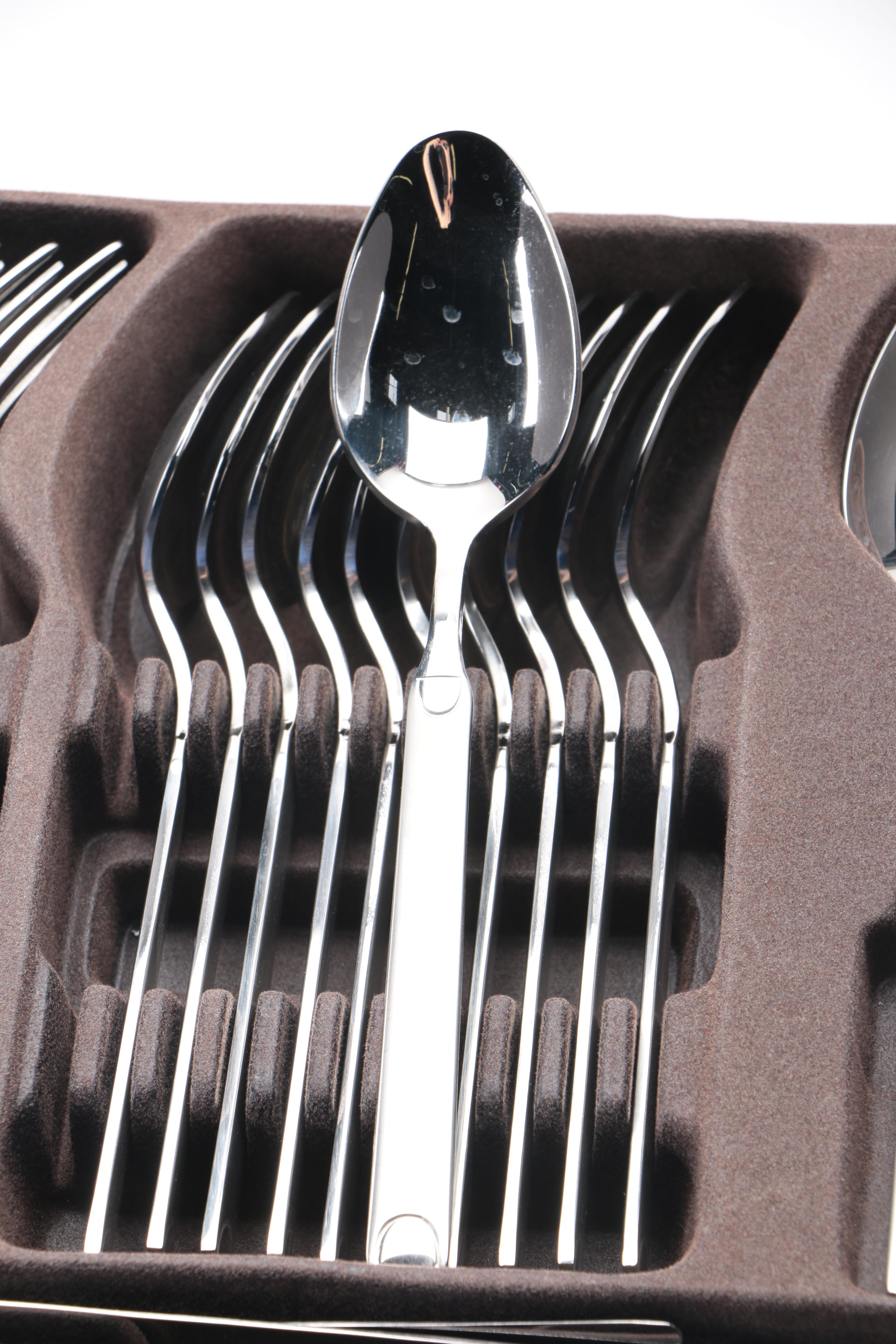 Nova Line 18-10 Stainless Steel Flatware Set for Twelve