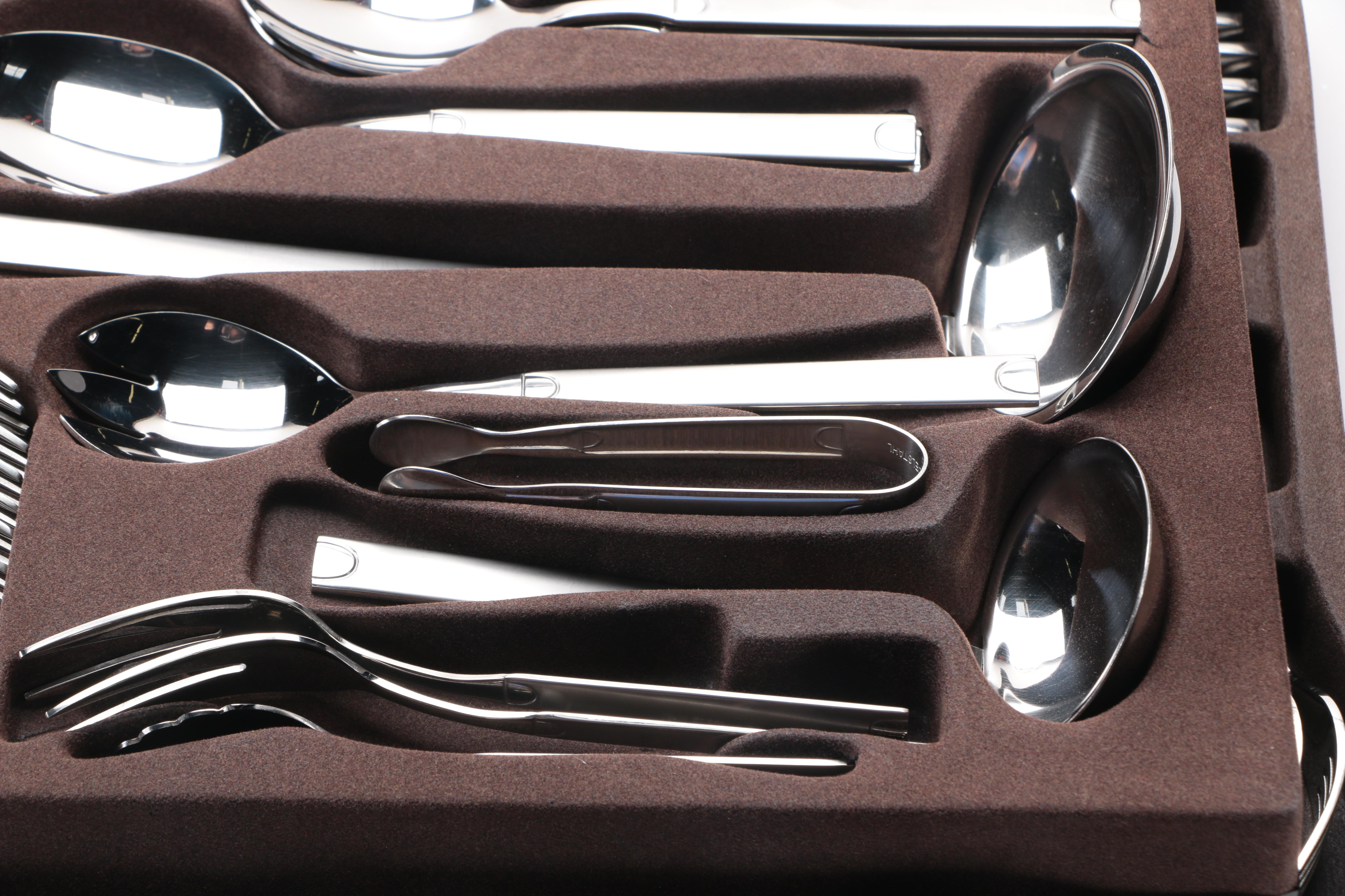 Nova Line 18-10 Stainless Steel Flatware Set for Twelve