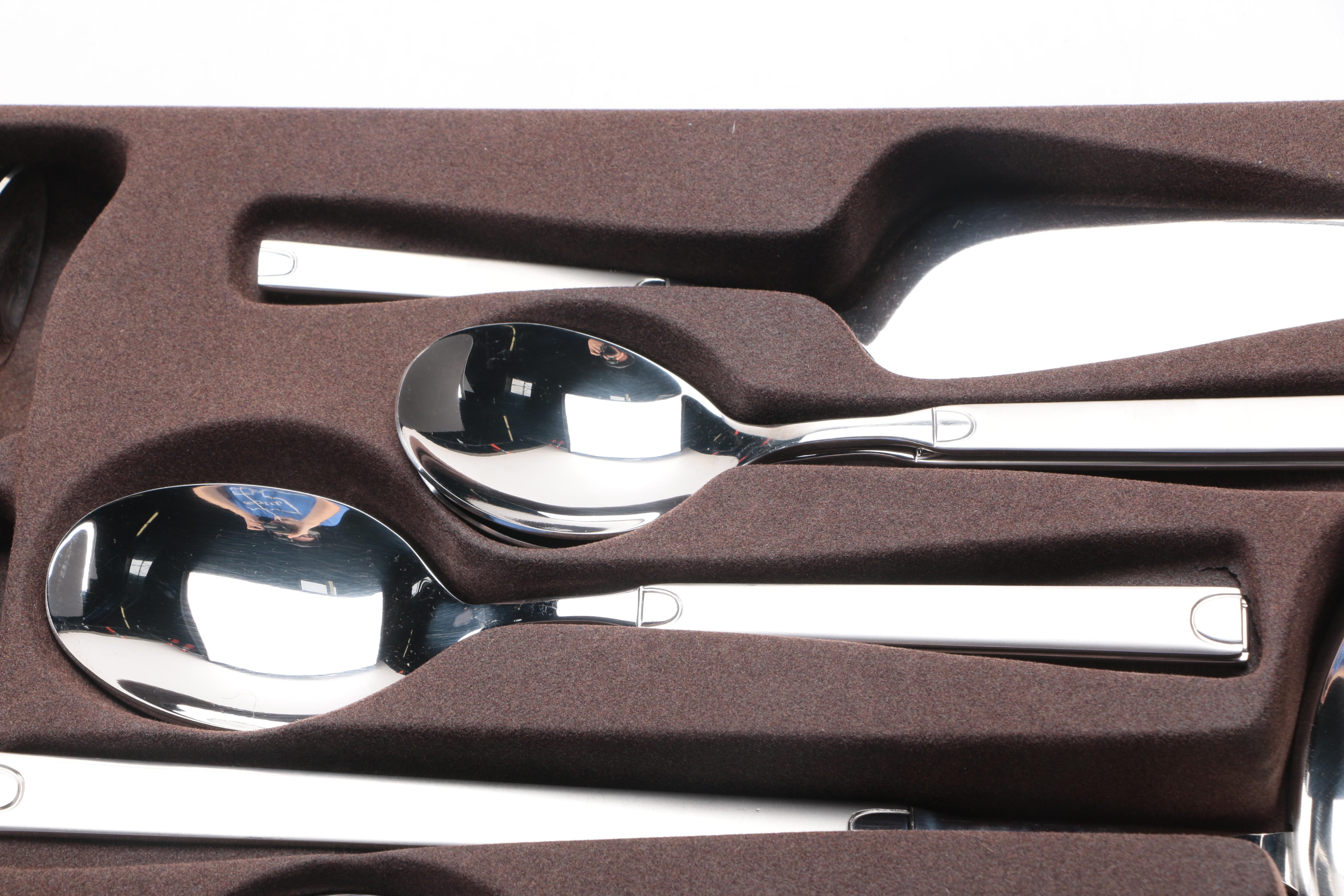 Nova Line 18-10 Stainless Steel Flatware Set for Twelve