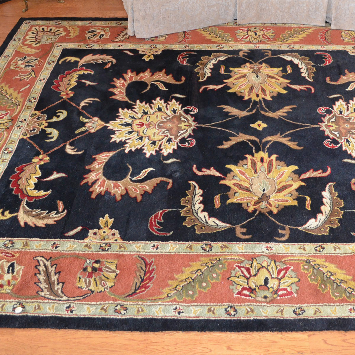 Tufted Indian Persian-Style Area Rug