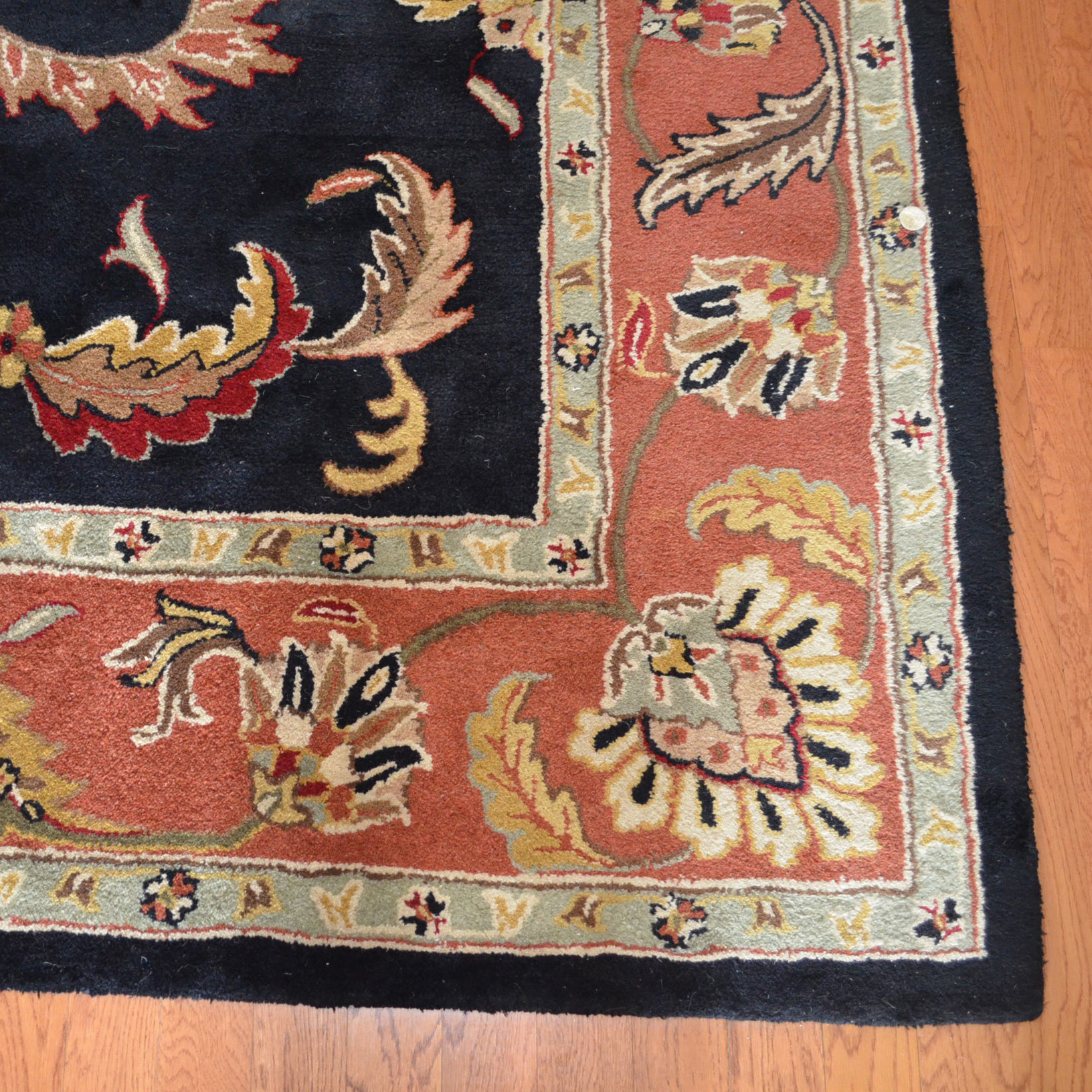 Tufted Indian Persian-Style Area Rug