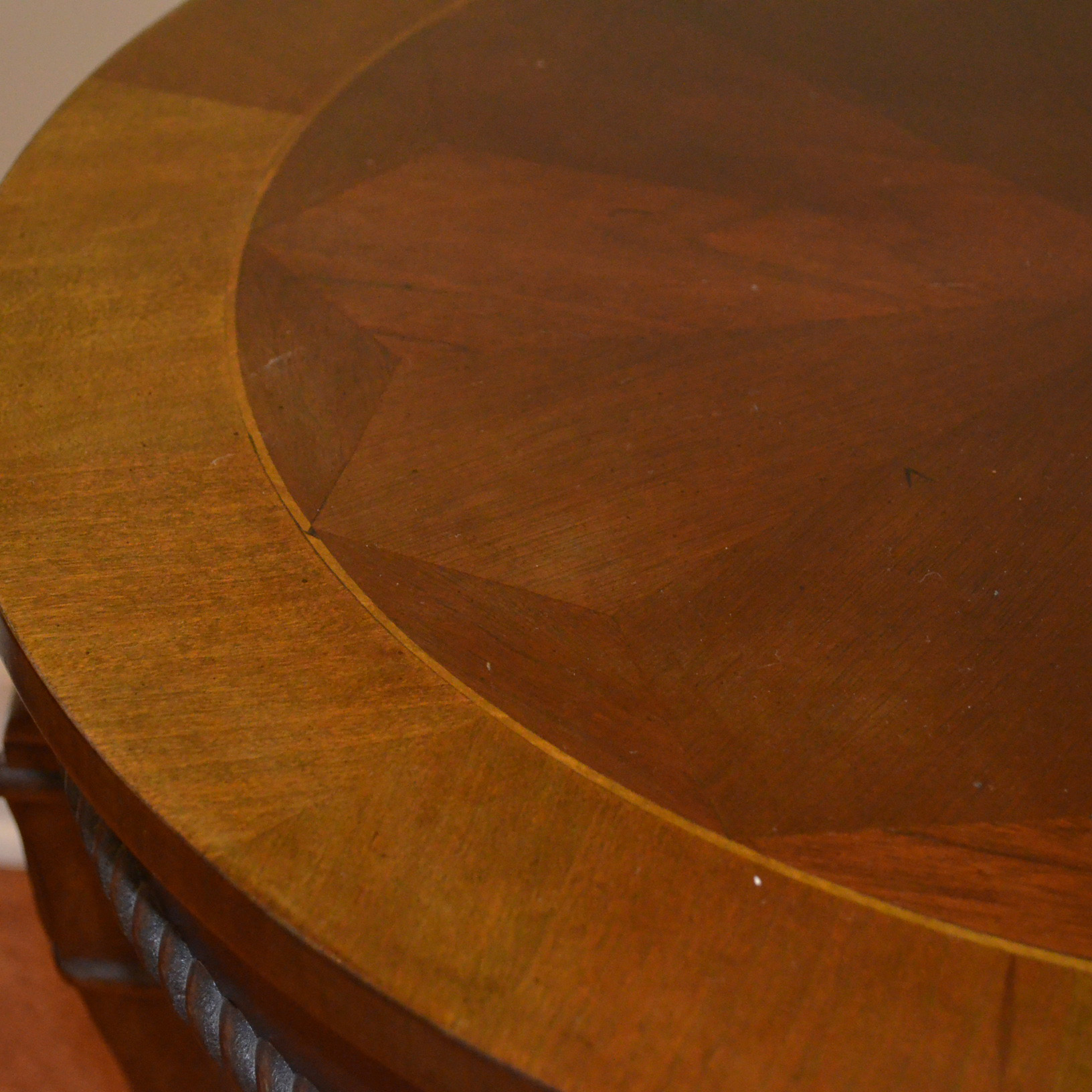 Chippendale Style Round Side Table