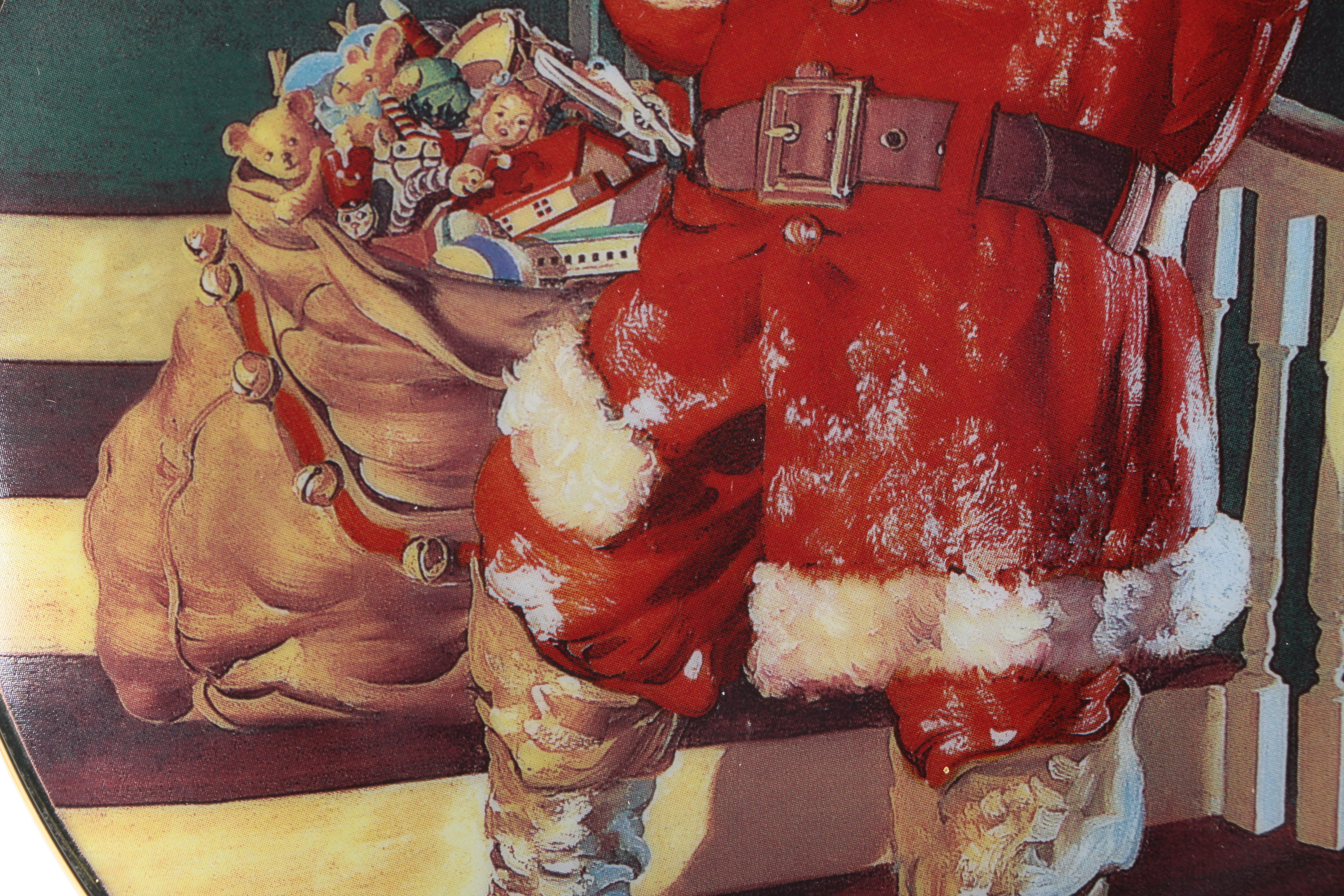 Coca Cola Limited Edition Fine Porcelain Santa Claus Plates