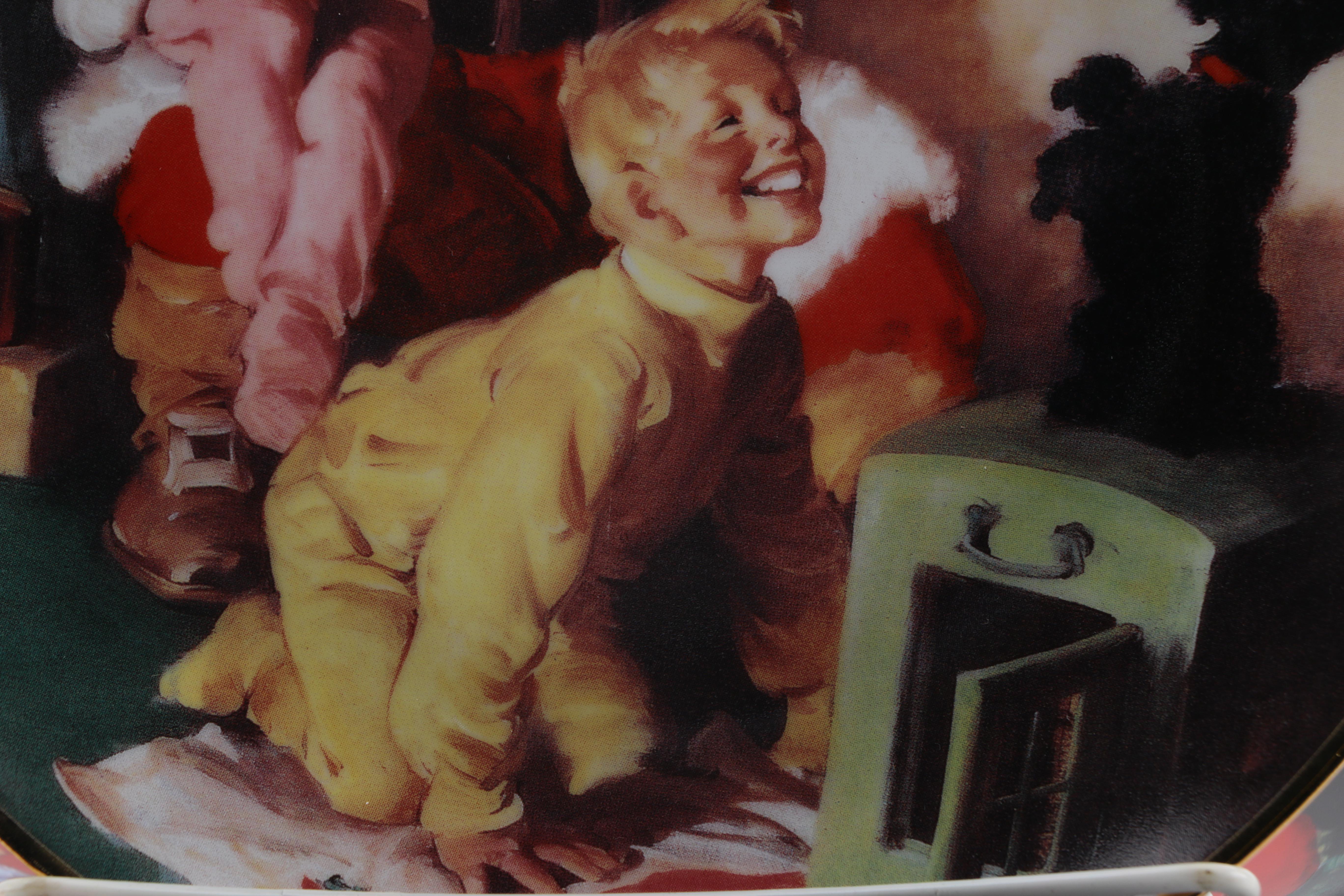 Coca Cola Limited Edition Fine Porcelain Santa Claus Plates